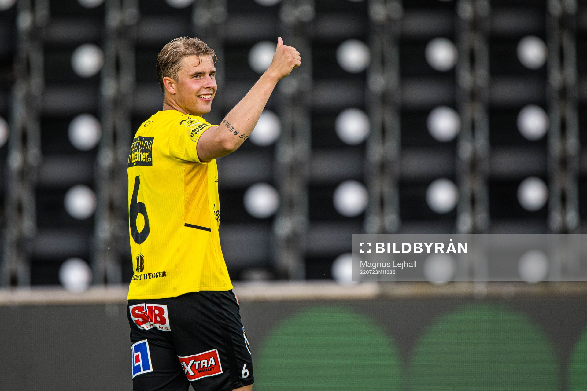 Mjällbys Magnus Wørts jublar