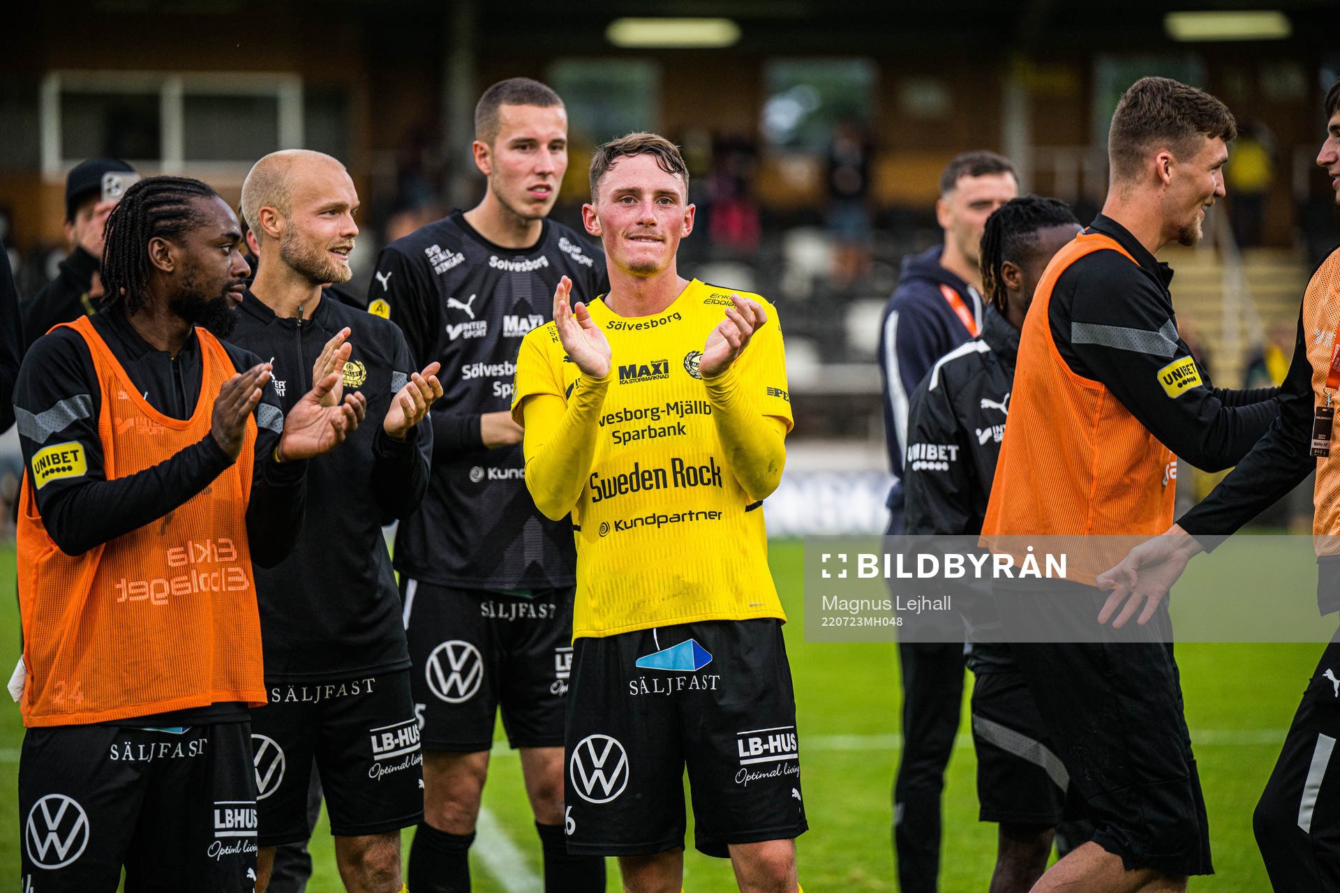 Mjällbys Noah Persson jublar