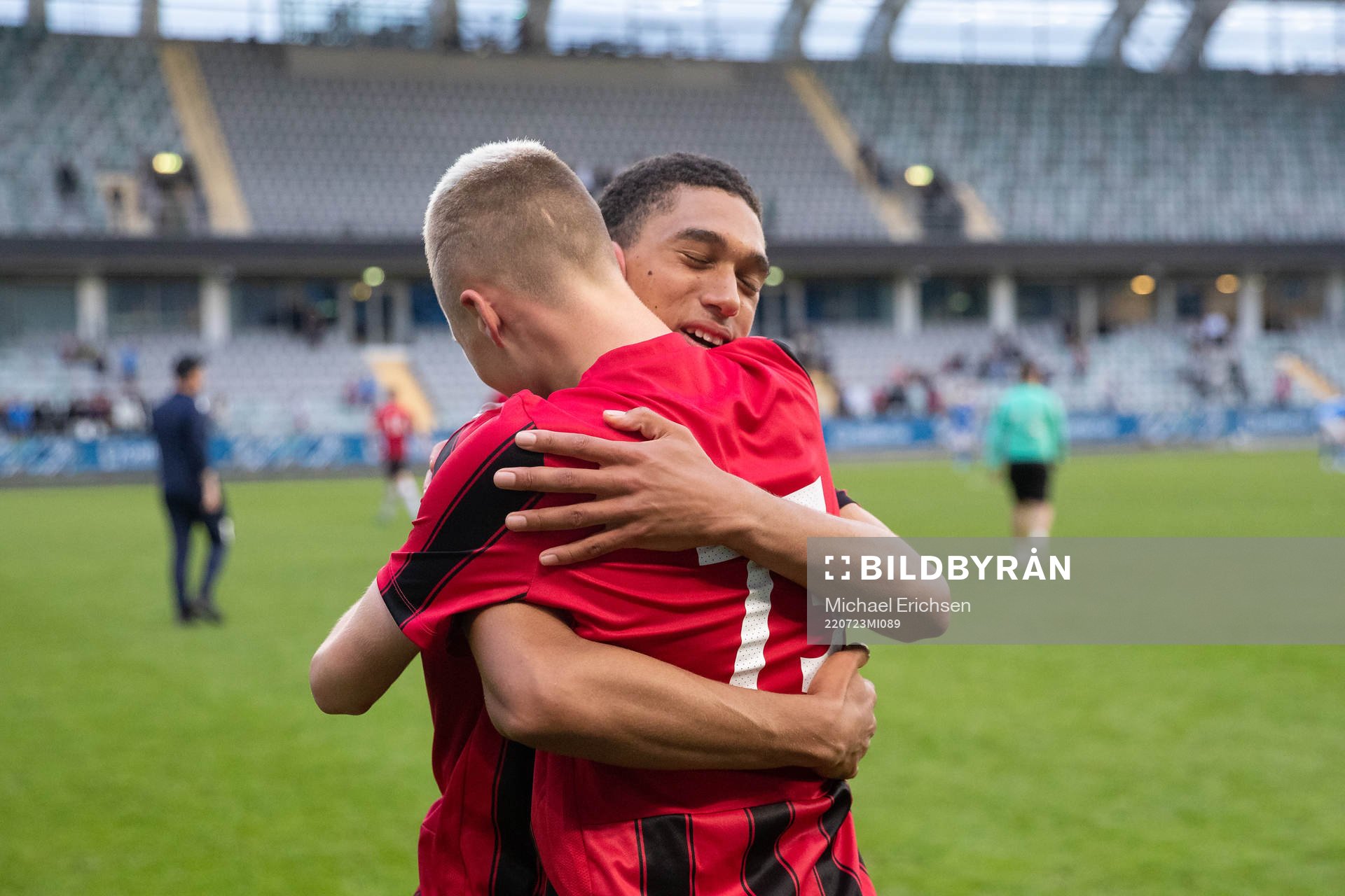 Vikingur spelare jublar