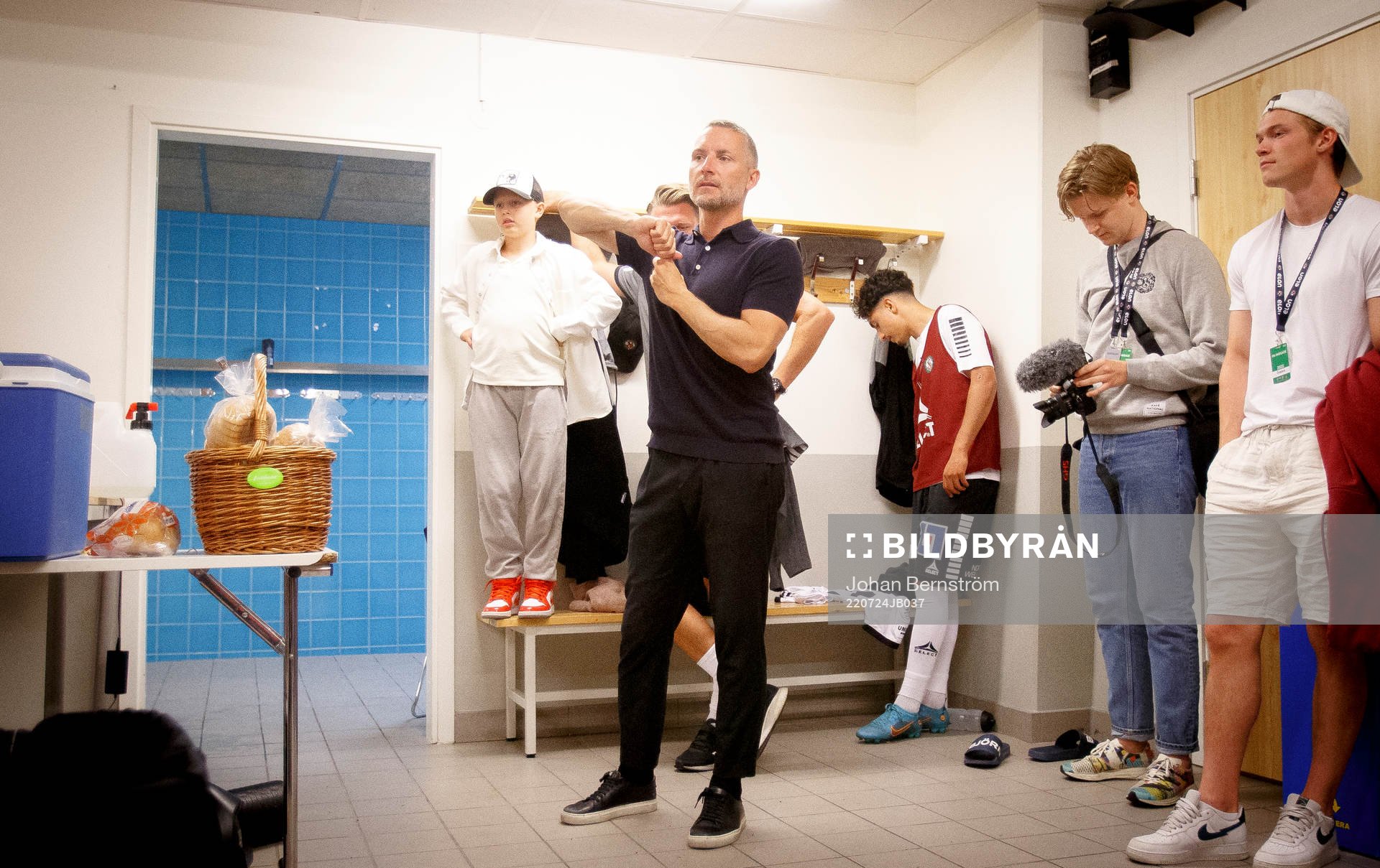 Örebros Axel Kjäll i omklädningsrummet efter seger i fotbollsmatchen i Superettan mellan Örebro och Utsikten den 24 juli 2022 i Örebro. 