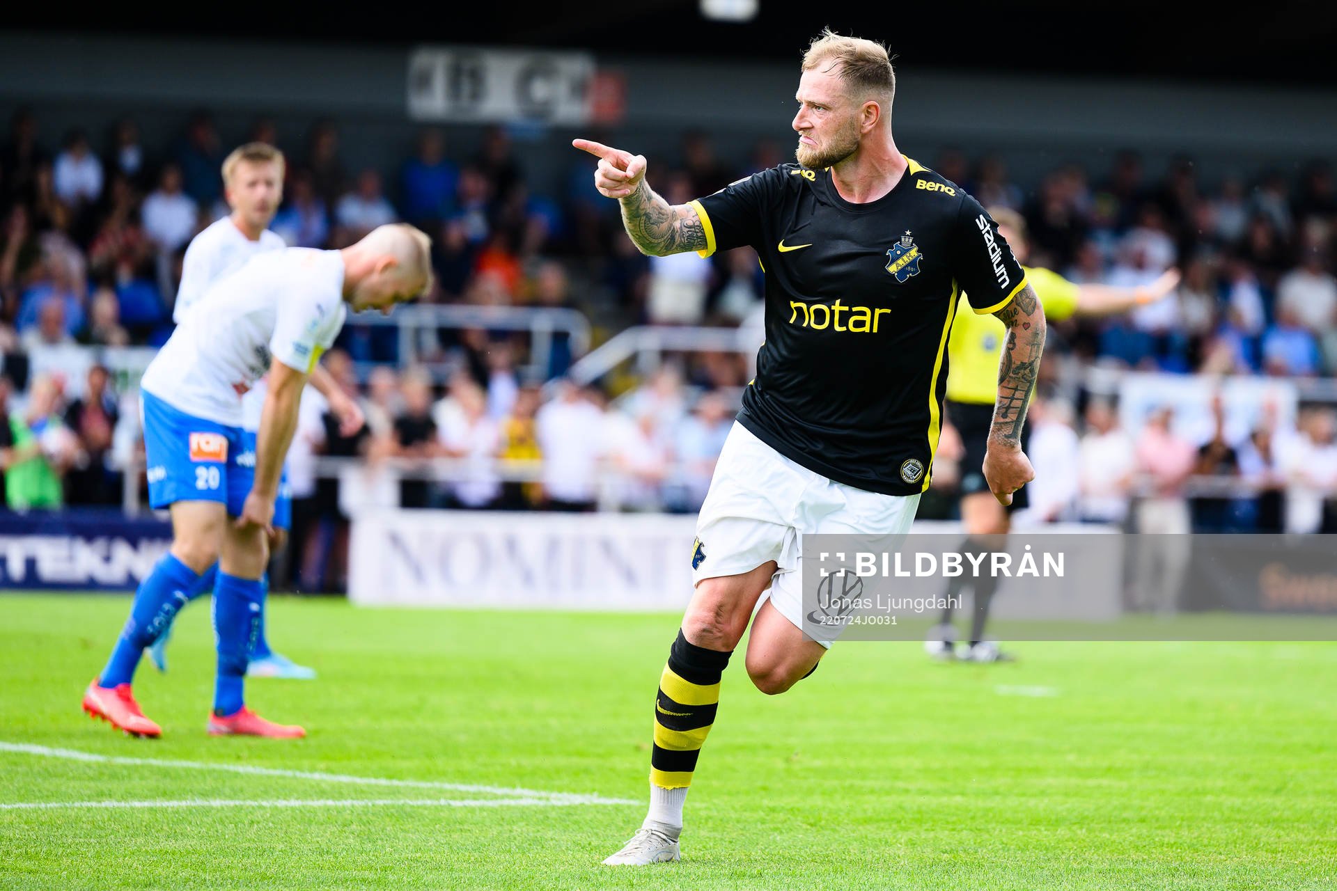 s John Guidetti jublar