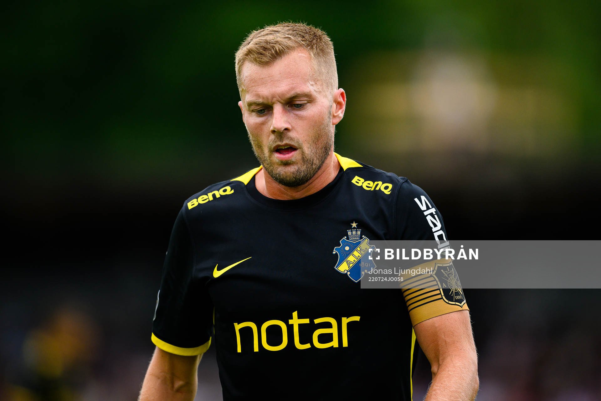 s Sebastian Larsson