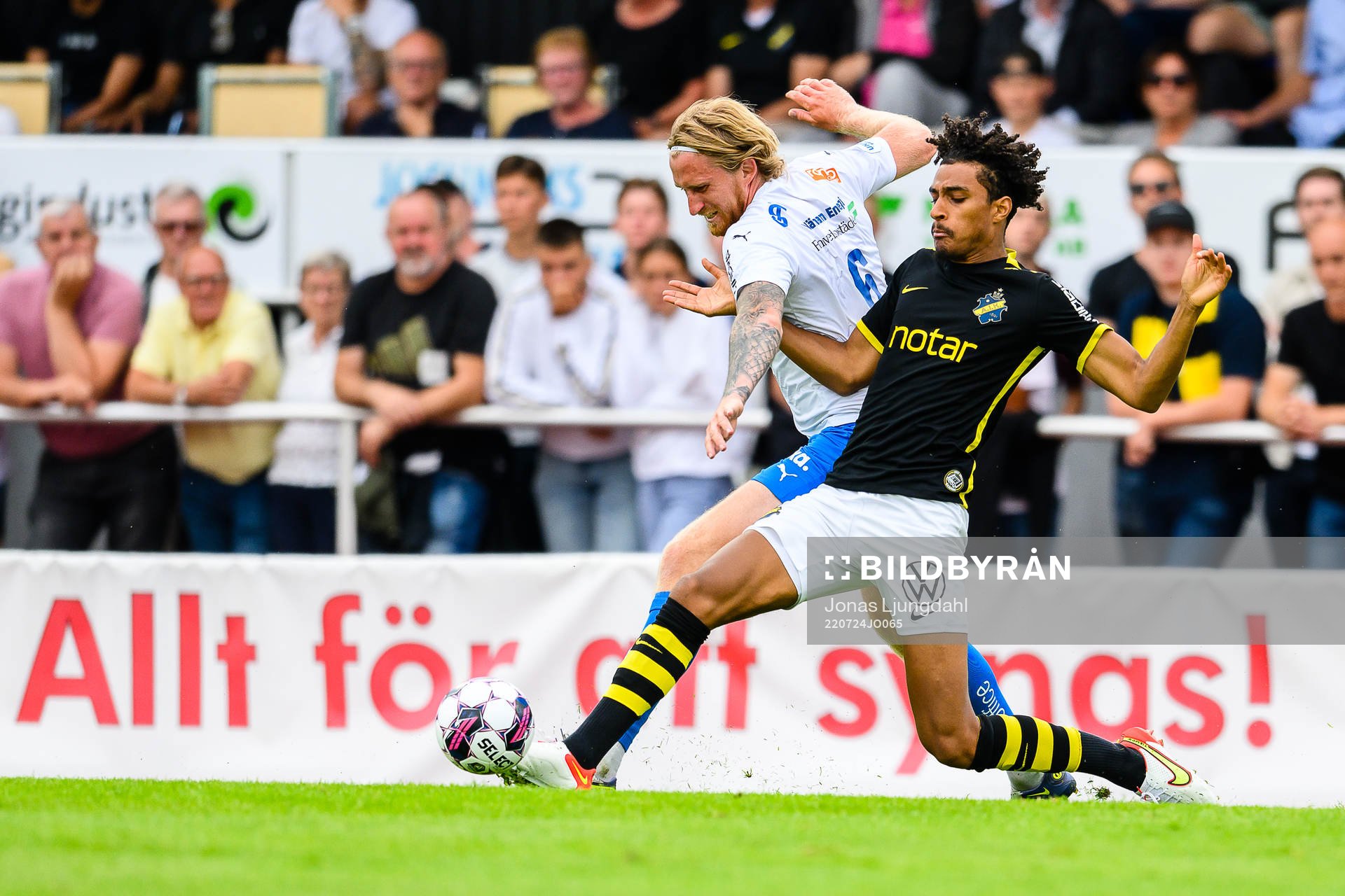 s Jesper Ceesay