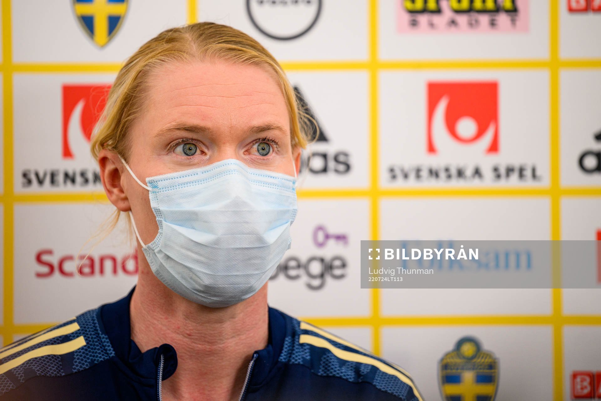 Goalkeeper Hedvig Lindahl of the Swedish women's national