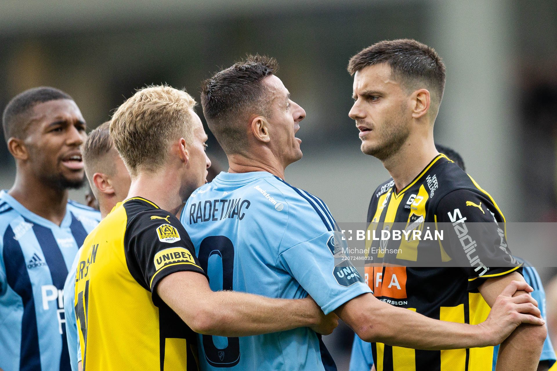 Djurgårdens Haris Radetinac och Häckens Alexander