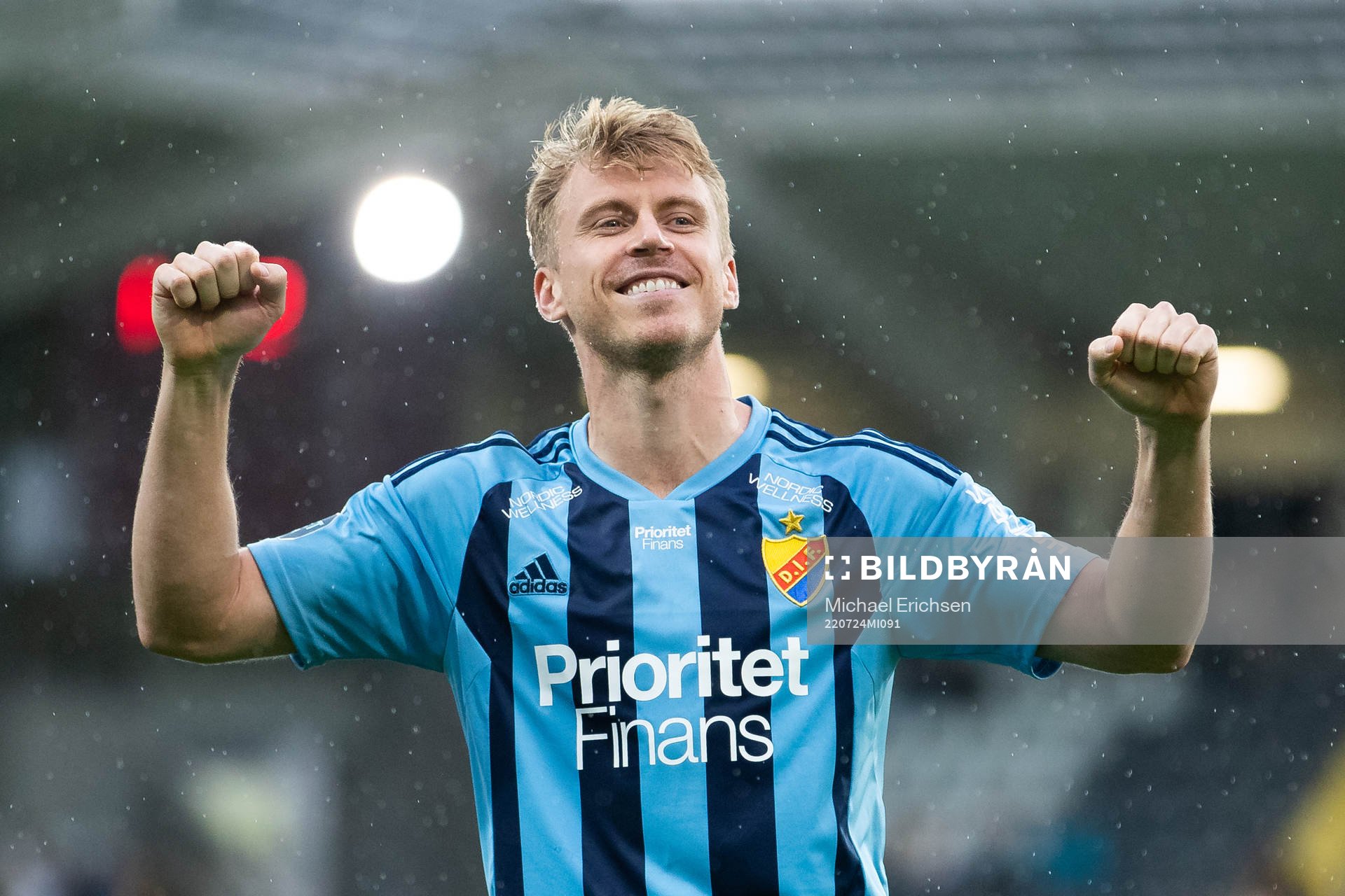 Djurgårdens Rasmus Schüller jublar