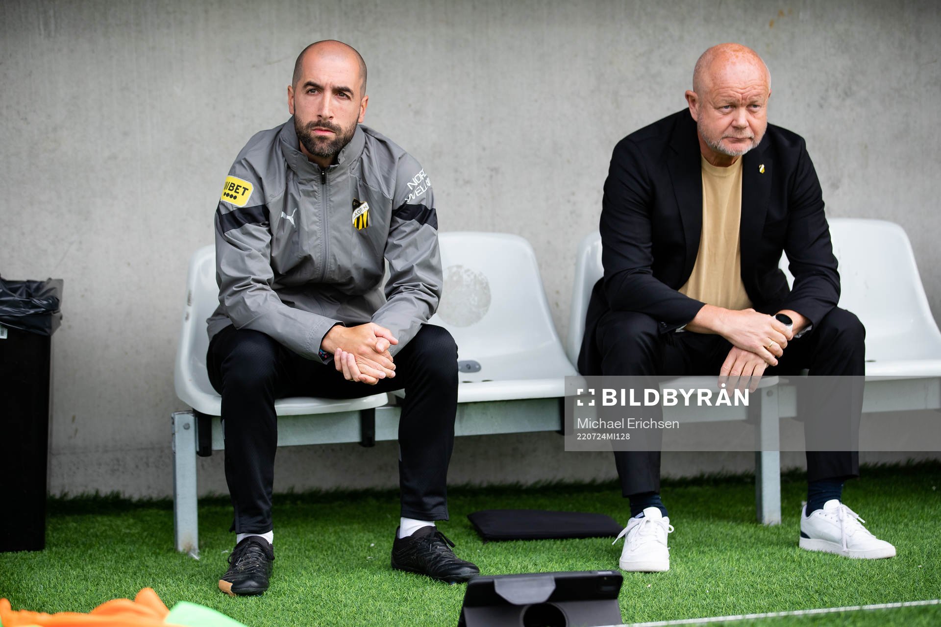 Häckens assisterande tränare Martin Foyston och tränare