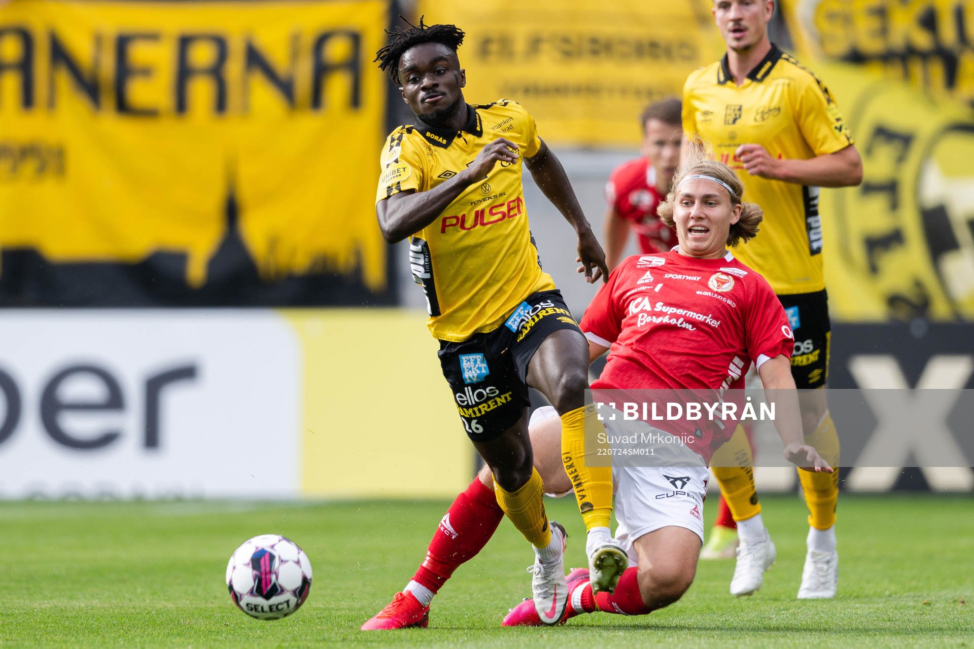 Elfsborgs Emmanuel Boateng och Kalmars Sebastian Nanasi