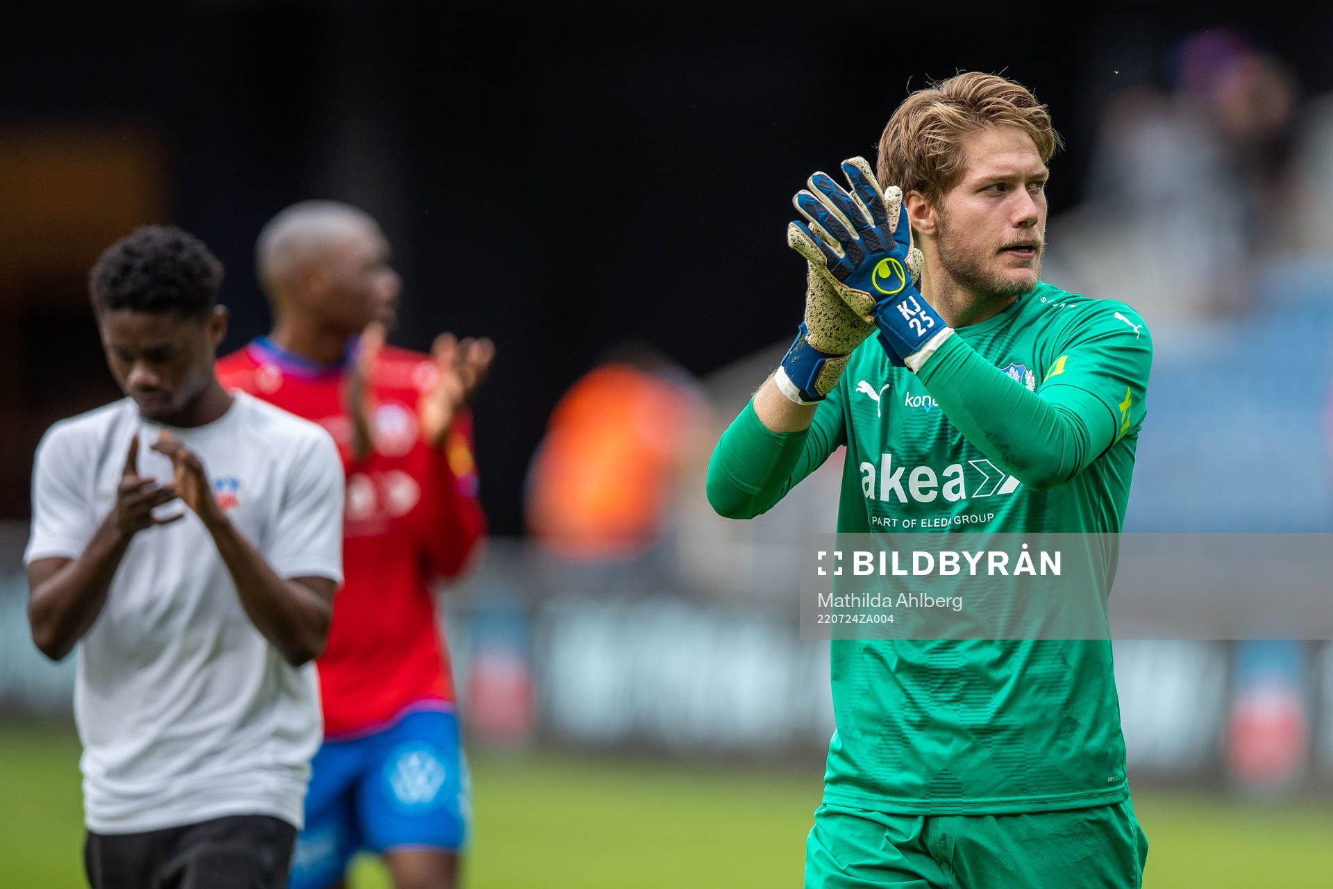 Helsingborgs målvakt Kalle Joelsson jublar