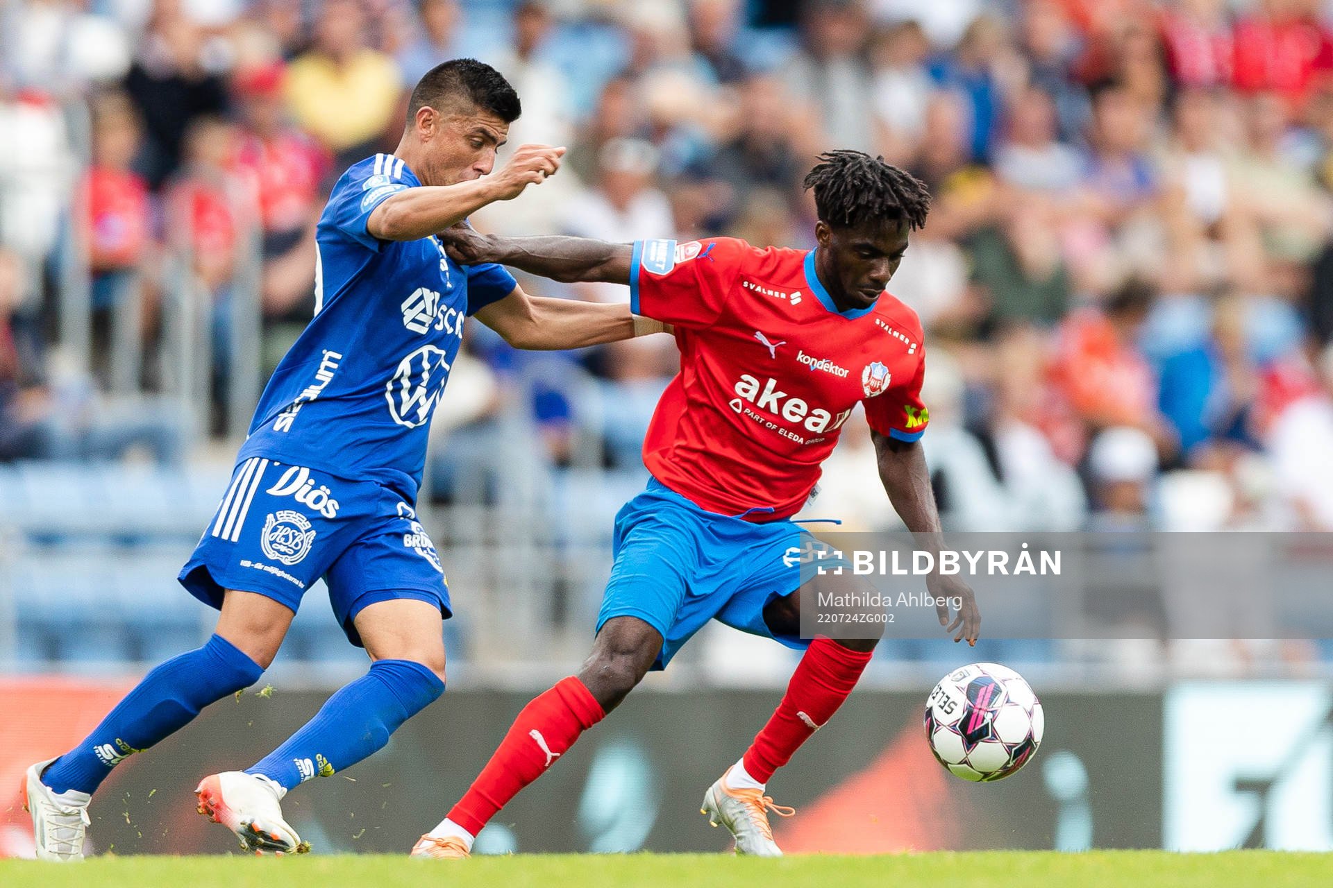 GIF Sundsvalls Joe Corona och Helsingborgs Benjamin Acquah