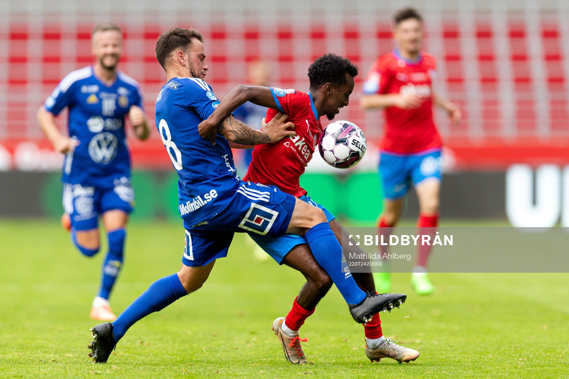 GIF Sundsvalls Pontus Silfwer och Helsingborgs Taha Ali