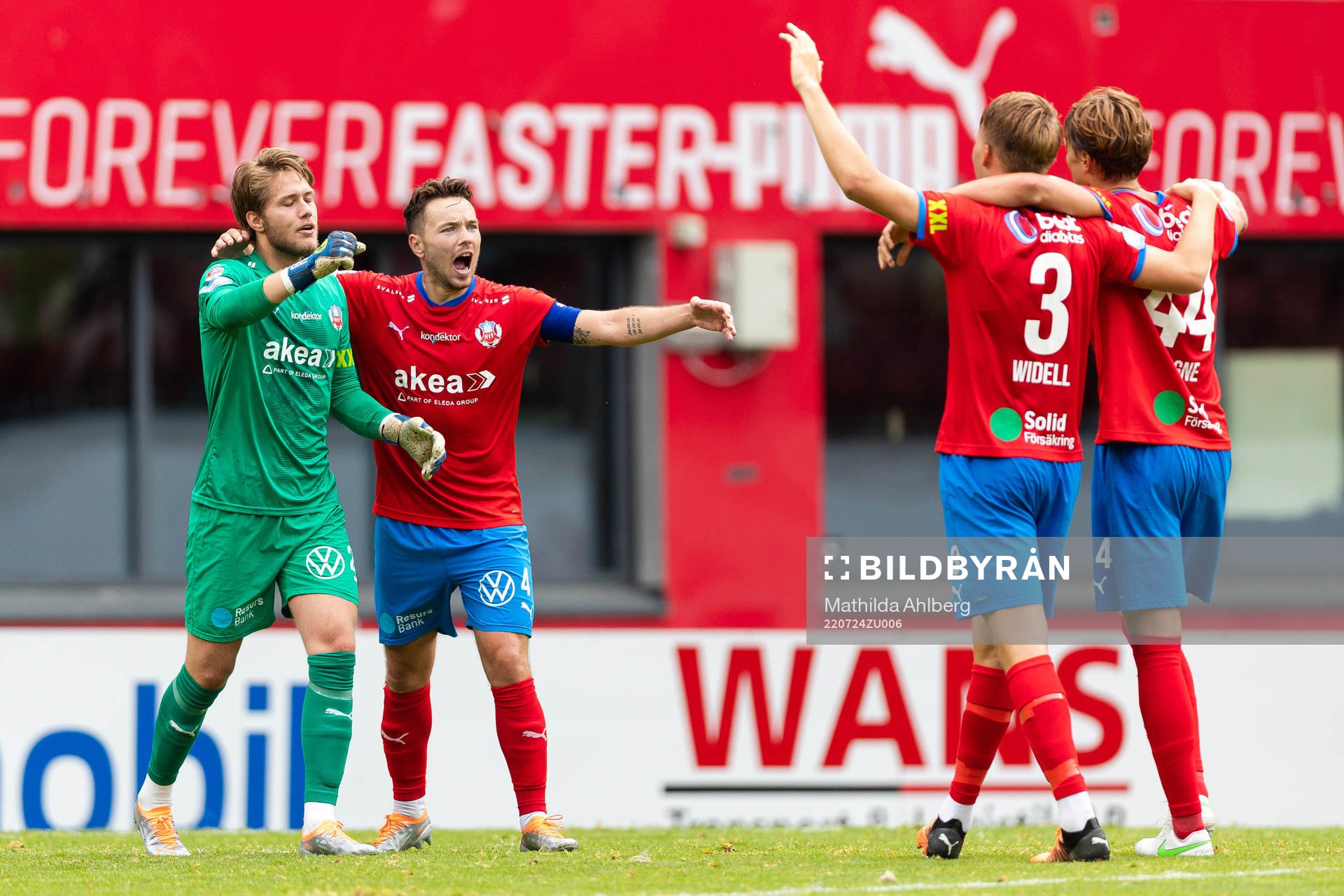 Helsingborgs målvakt Kalle Joelsson och Viljormur Davidsen