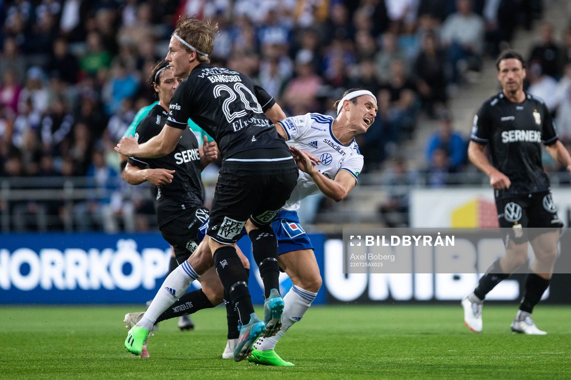 IFK Norrköpings Jonathan Levi och IFK Göteborgs Johan