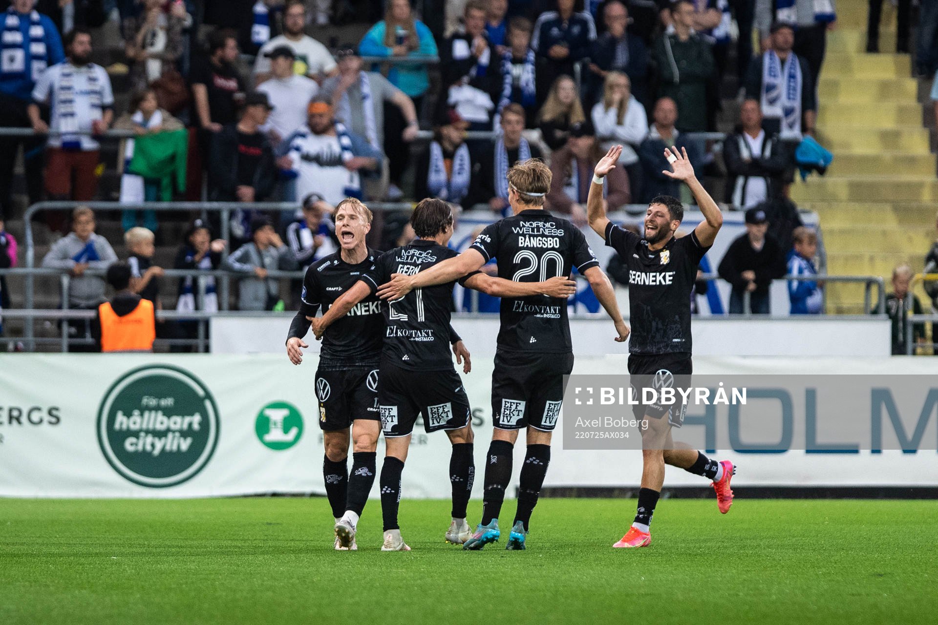 IFK Göteborgs Simon Thern jublar