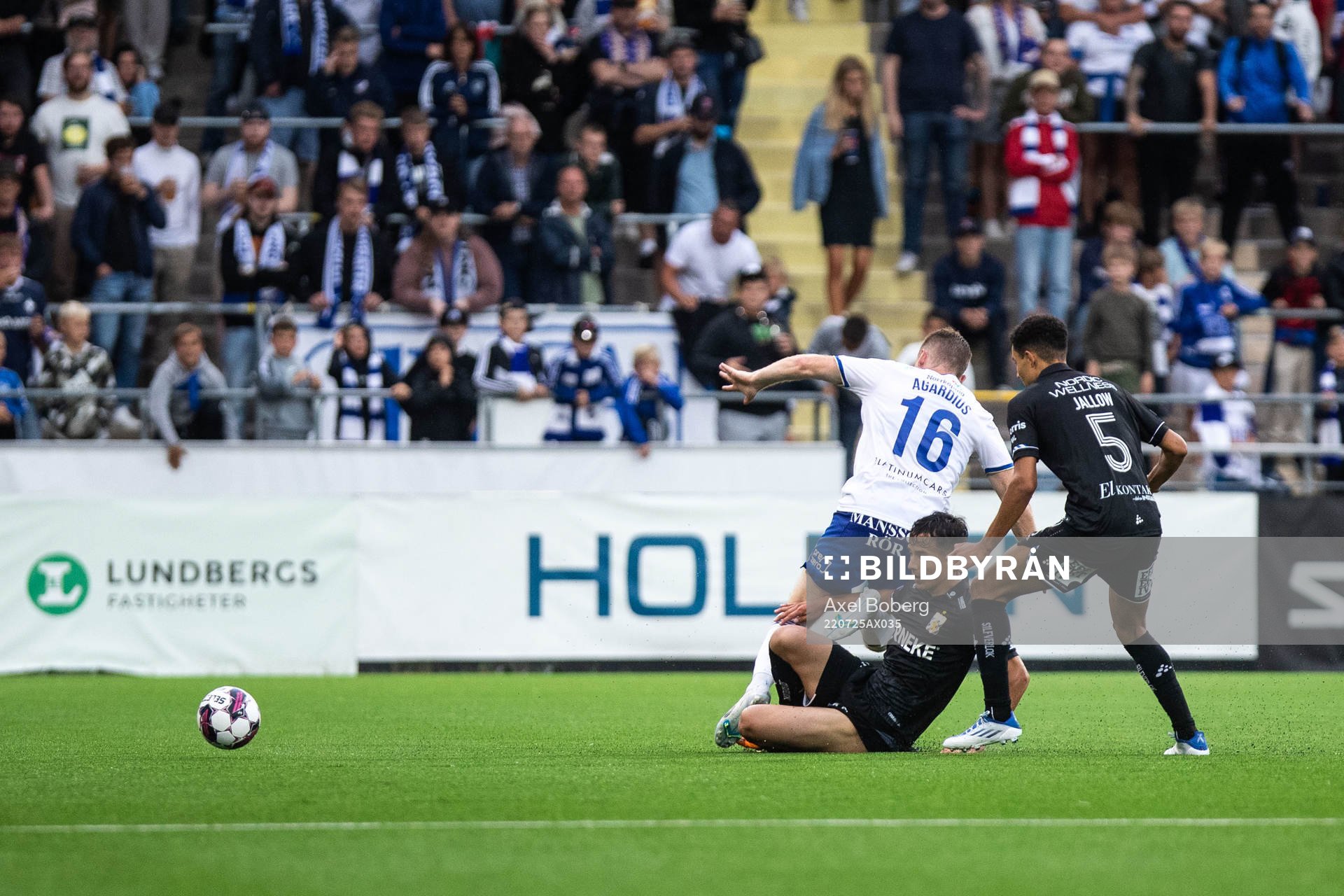 IFK Göteborgs Hussein Carneil och Alexander Jallow och IFK