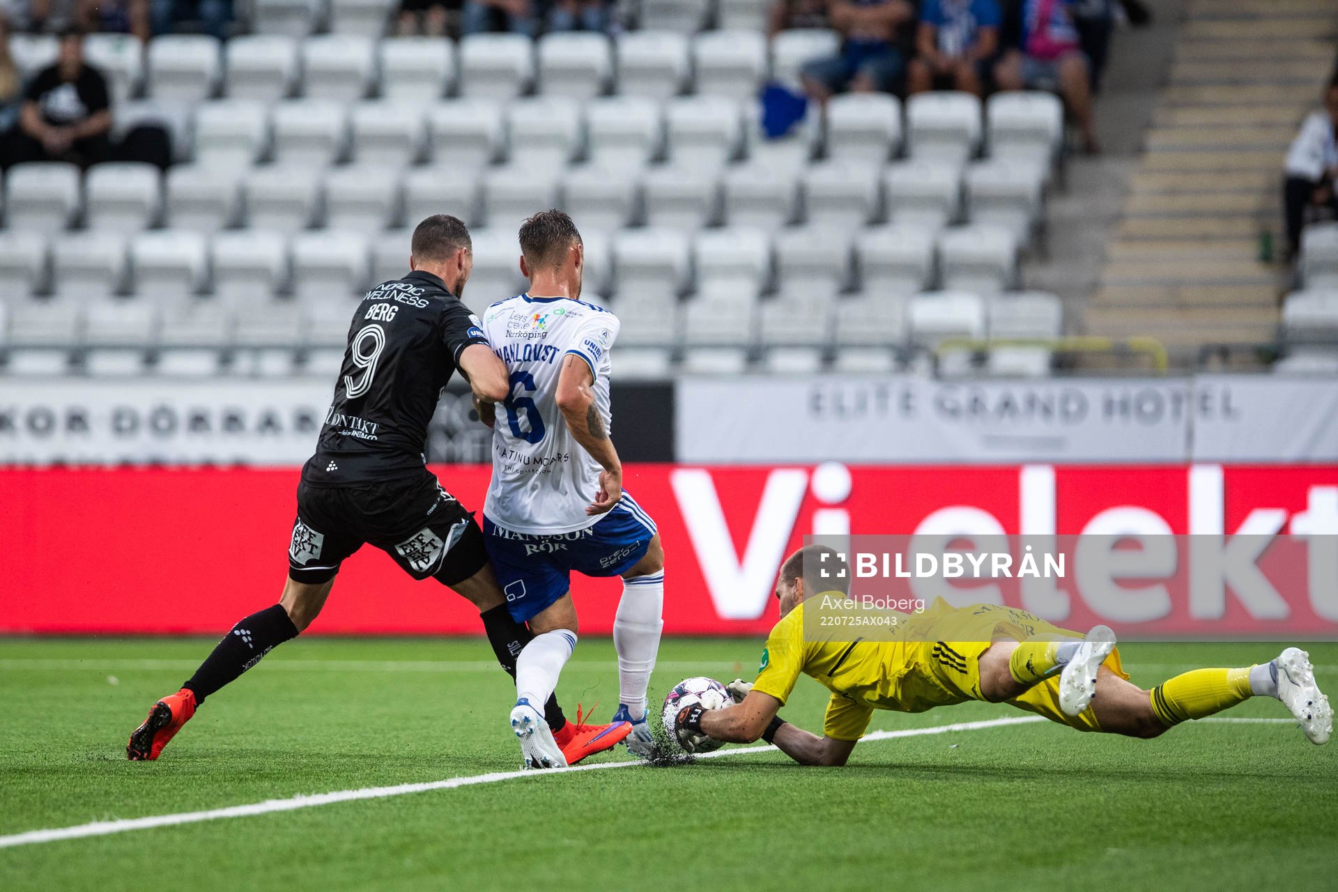 IFK Göteborgs Marcus Berg och IFK Norrköpings Linus
