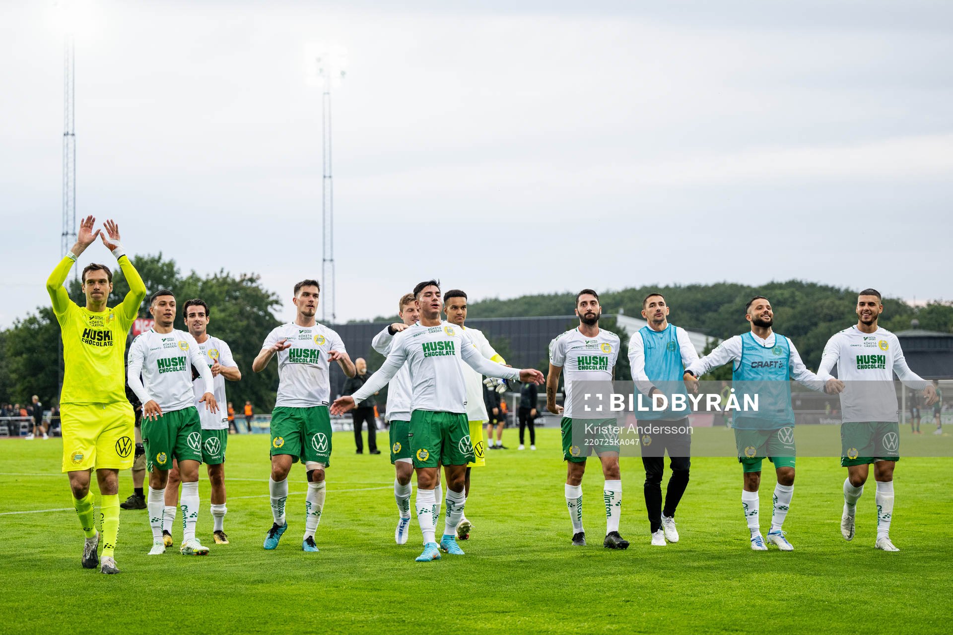 Hammarbys spelare jublar