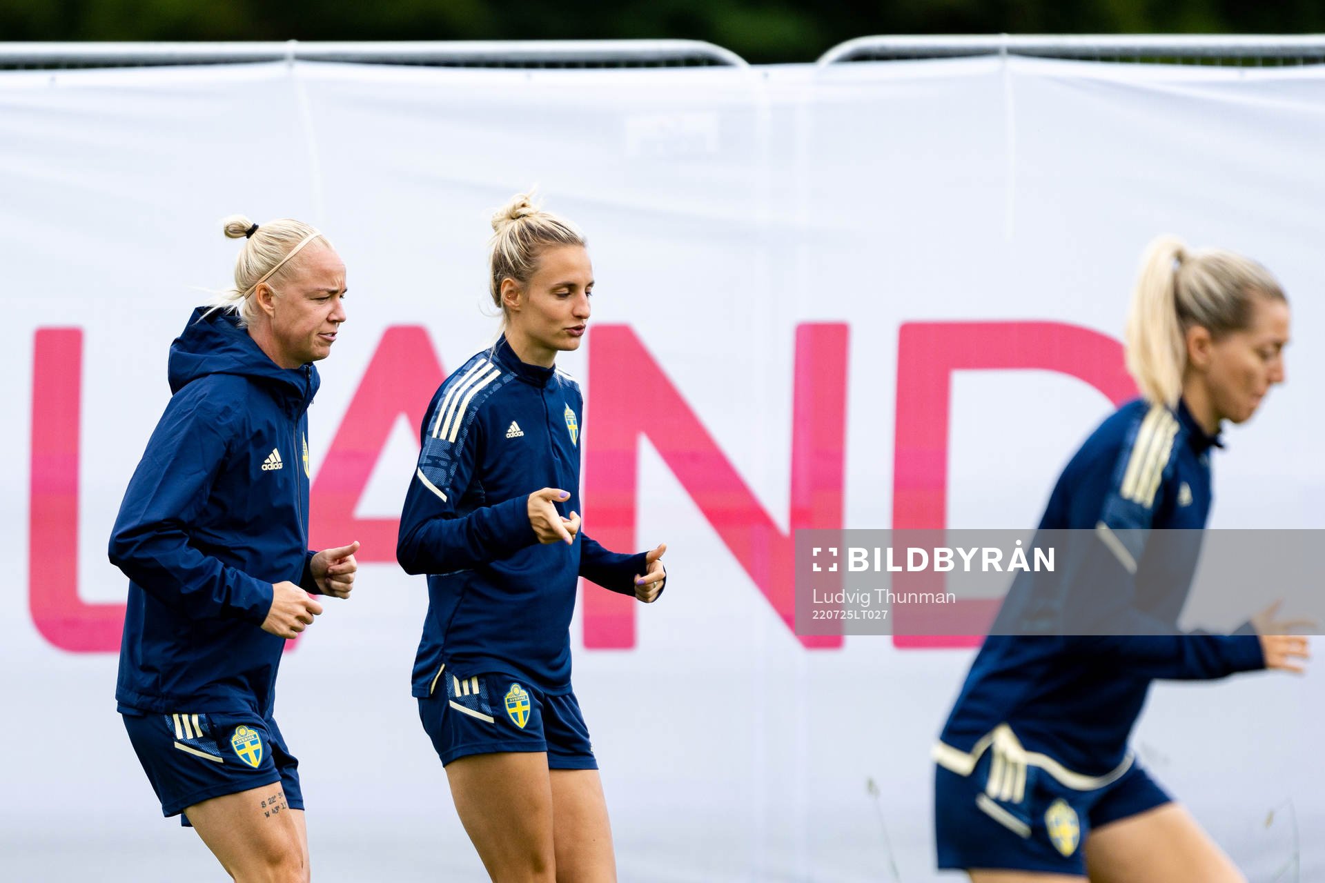 Caroline Seger and Nathalie Björn of the Swedish women's