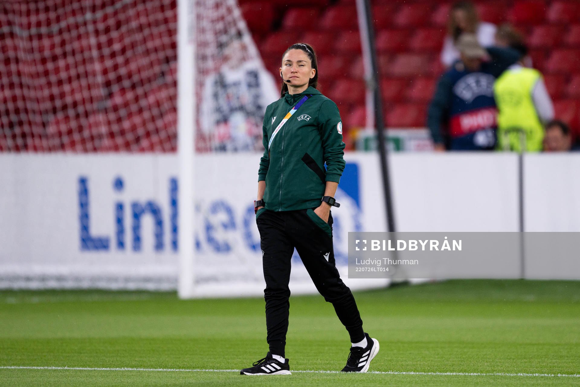 Assistant referee Sara Telek