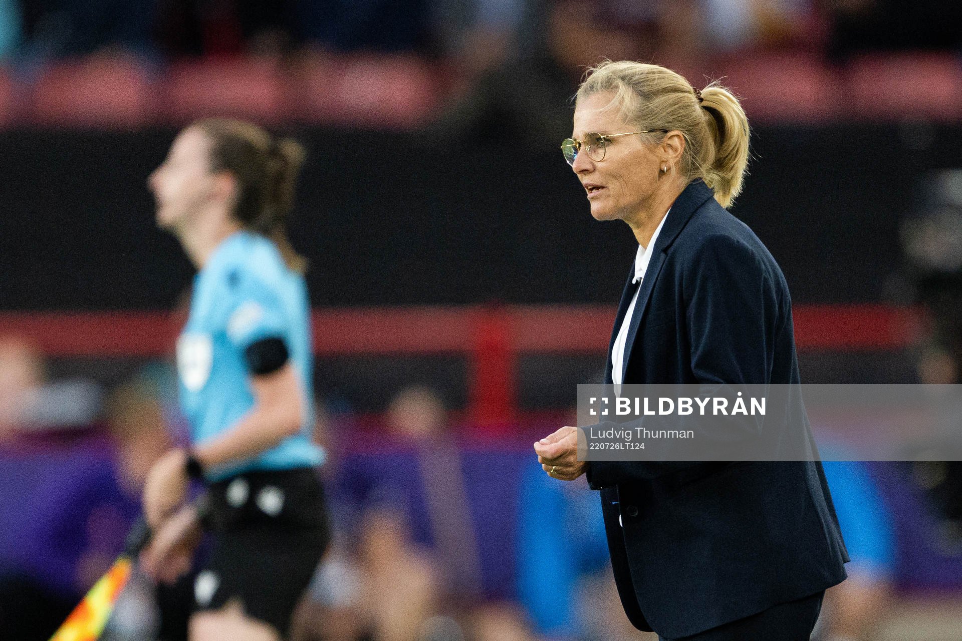 Head coach Sarina Wiegman of England