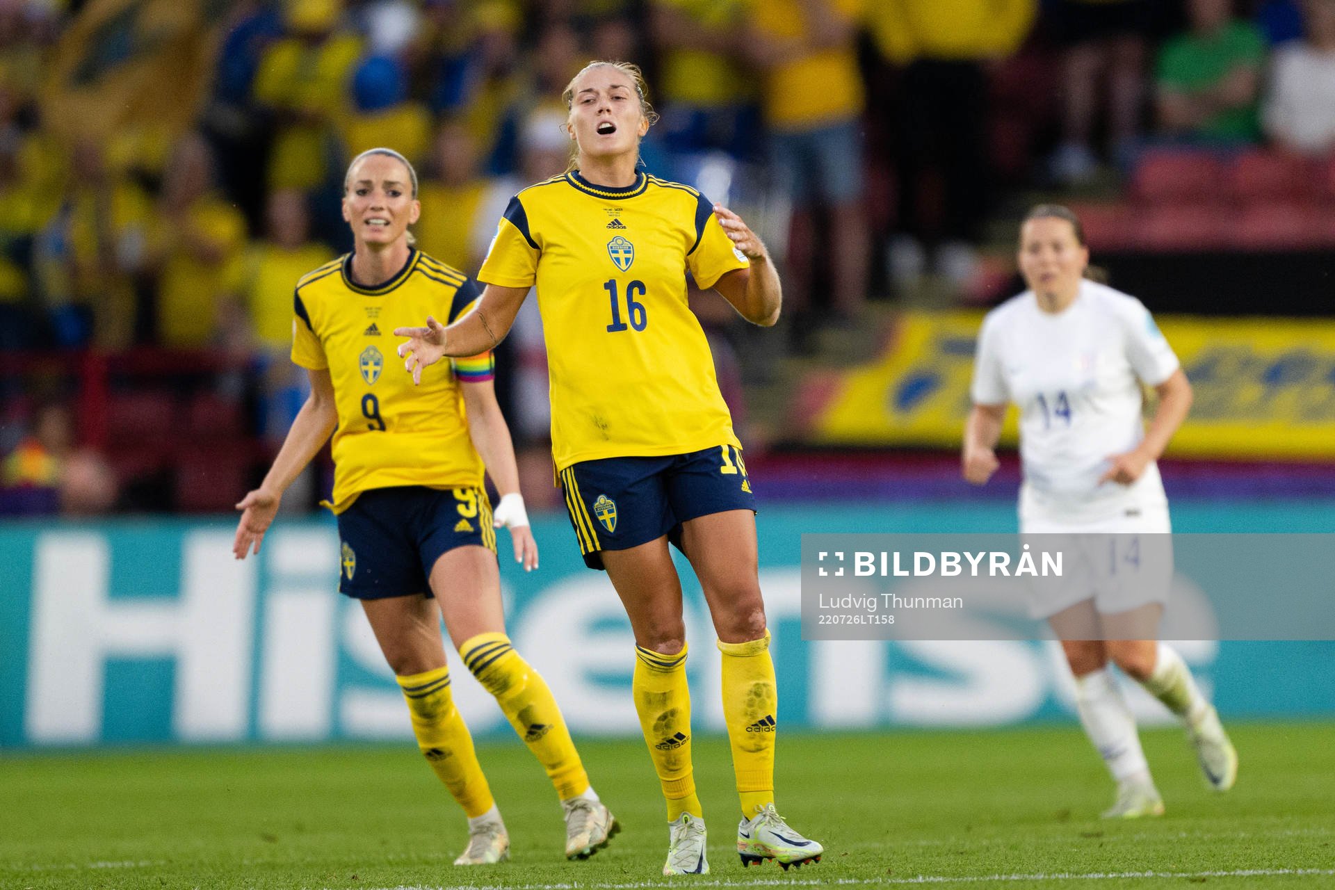 Kosovare Asllani and Filippa Angeldahl of Sweden look