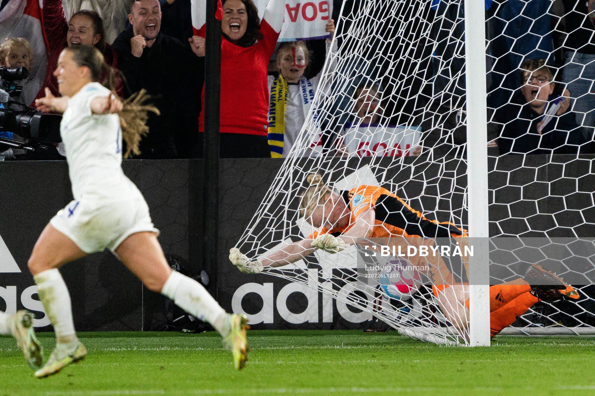 Goalkeeper Hedvig Lindahl of Sweden