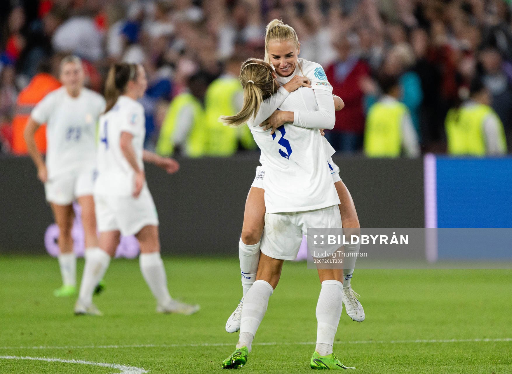 Players of England celebrate