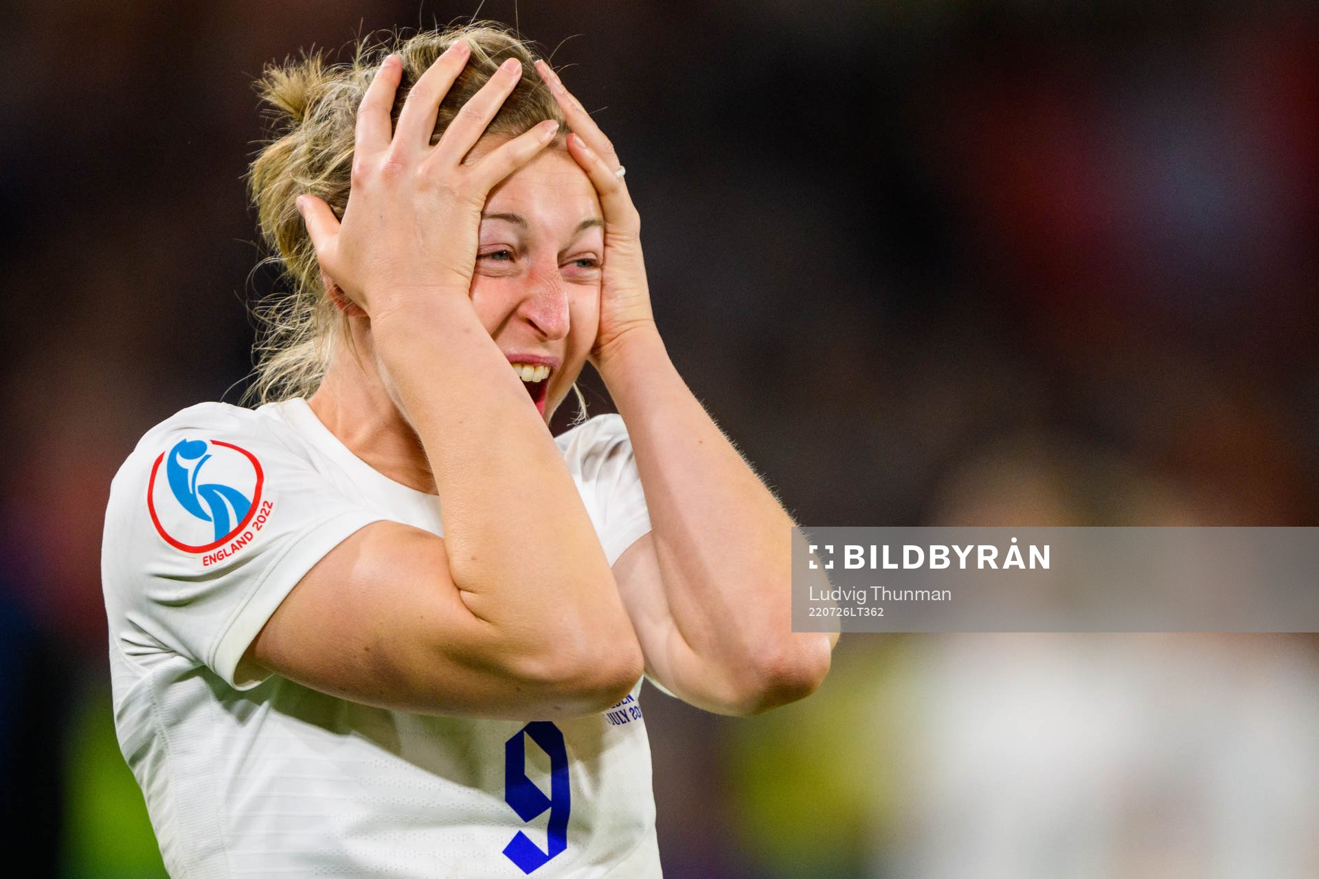 Ellen White of England celebrates