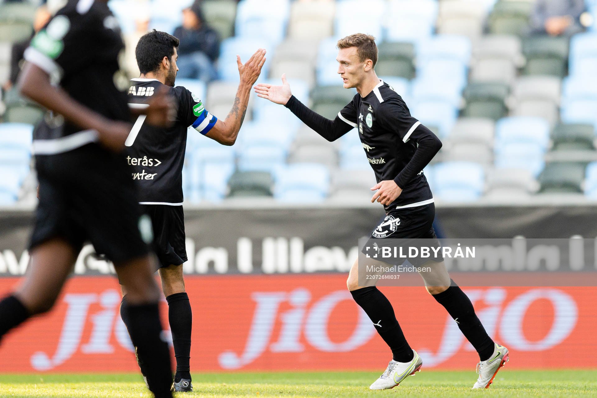 Västerås SKs Viktor Granath jublar