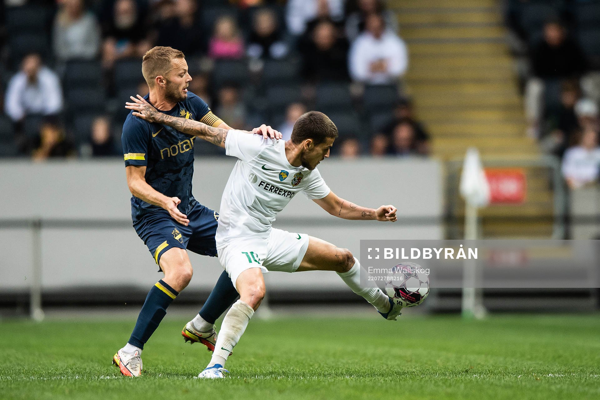 Sebastian Larsson of AIK and Vincent Thill of Vorskla