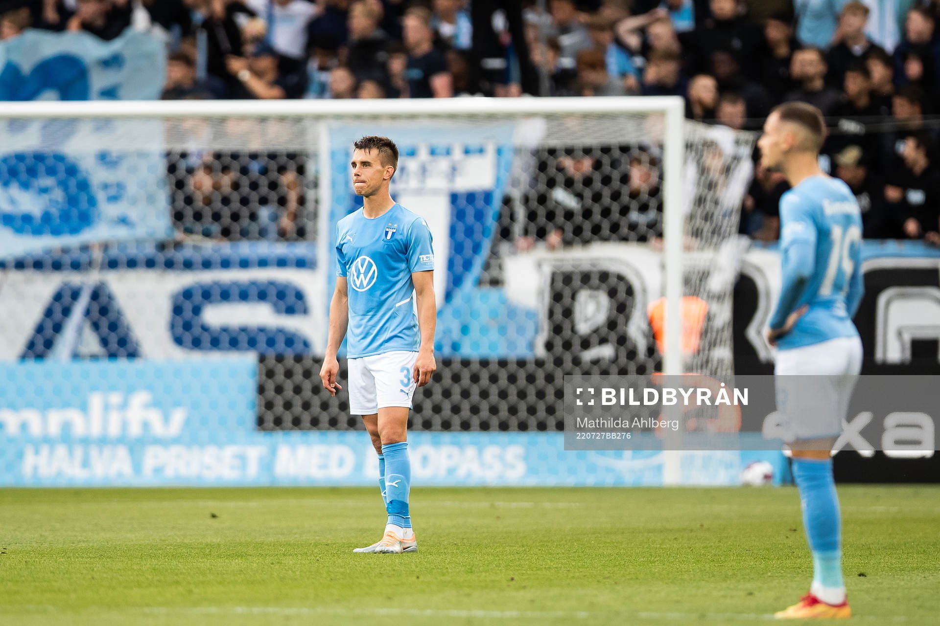 Jonas Knudsen of Malmö FF looks dejected