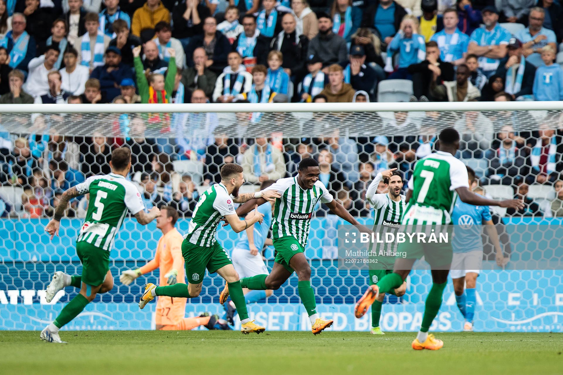 Renan Oliveira of Zalgiris Vilnius celebrates