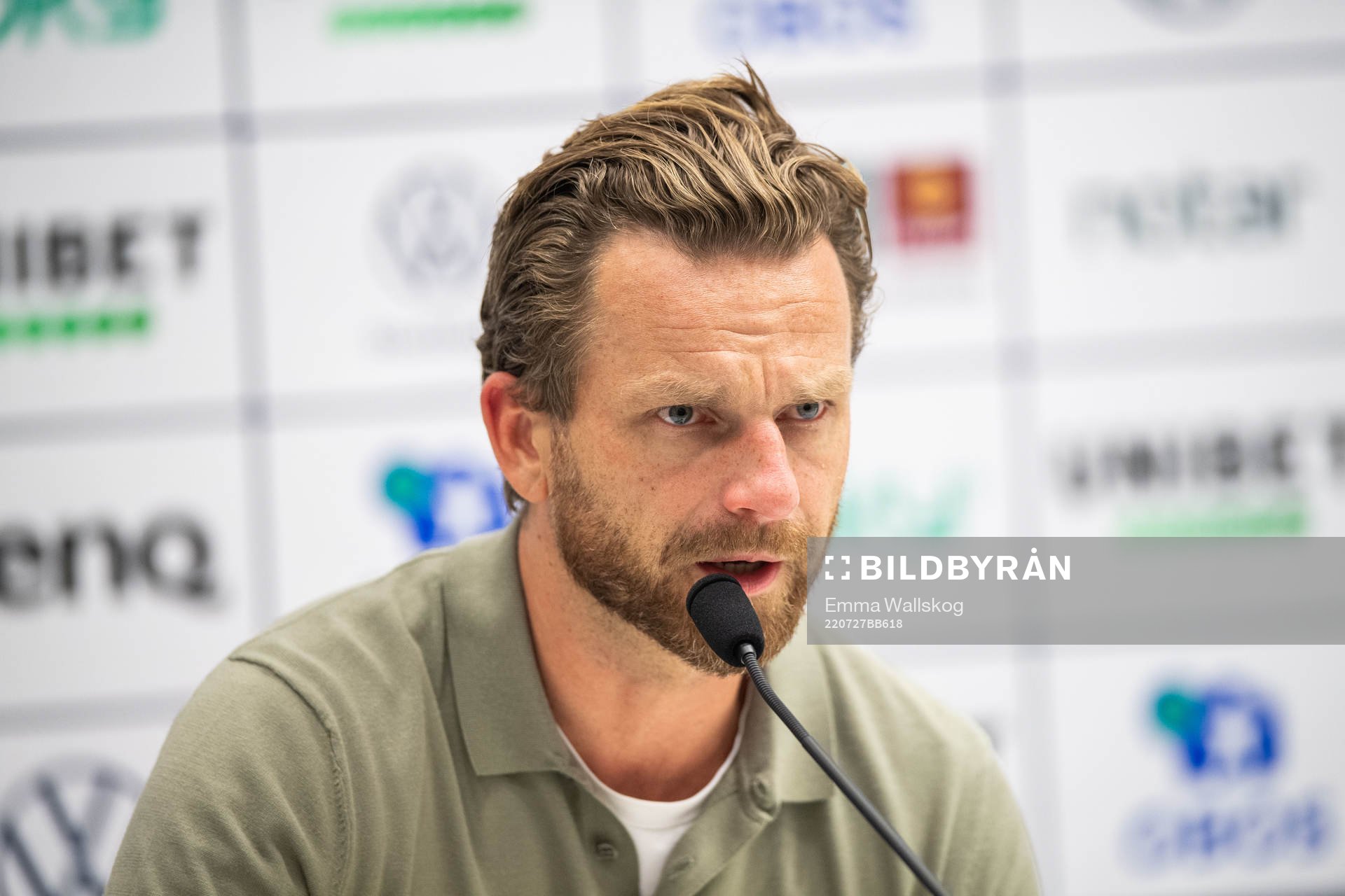 Bartosz Grzelak, head coach of AIK