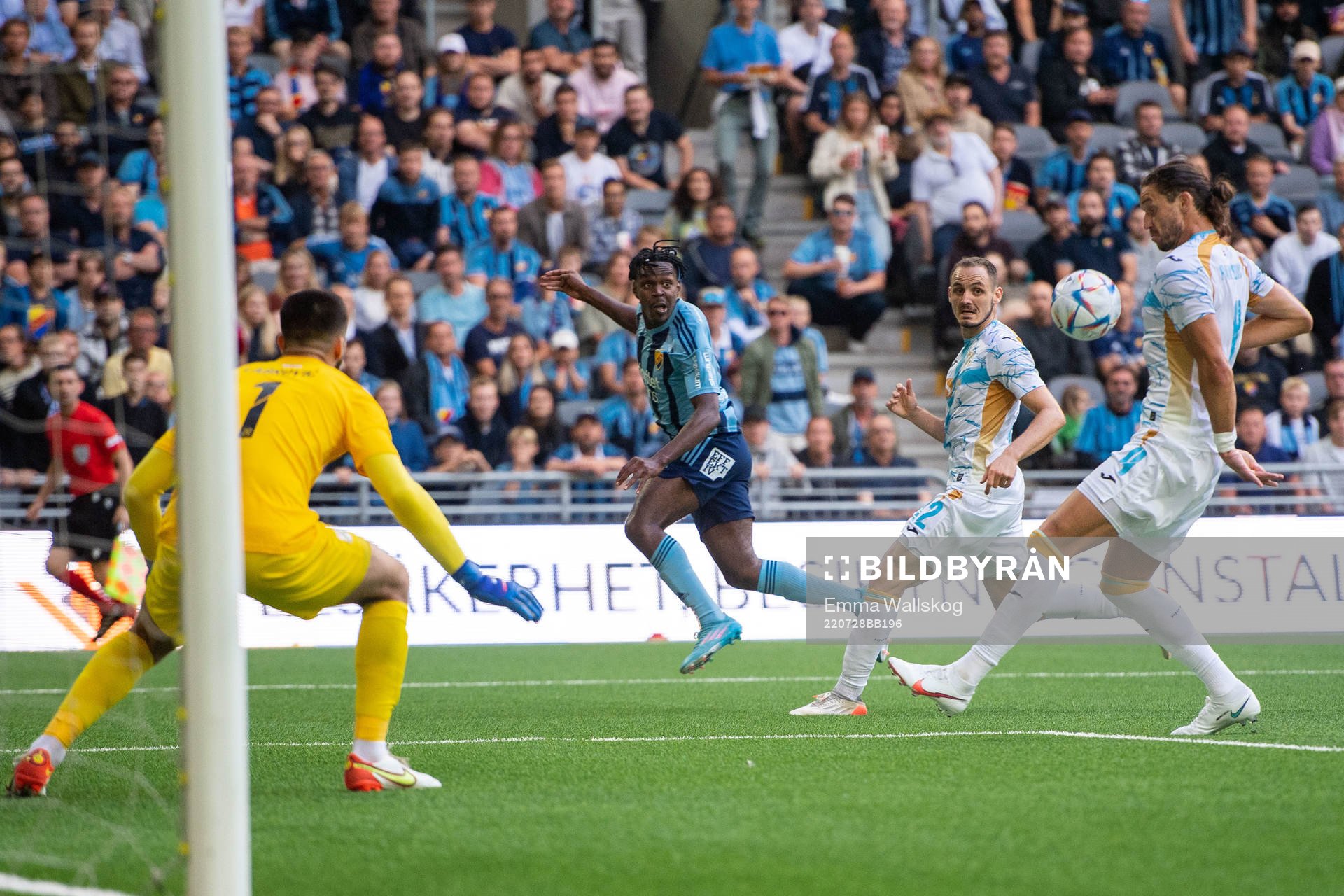 Joel Asoro of Djurgården and Roko Jurisić and Mateo