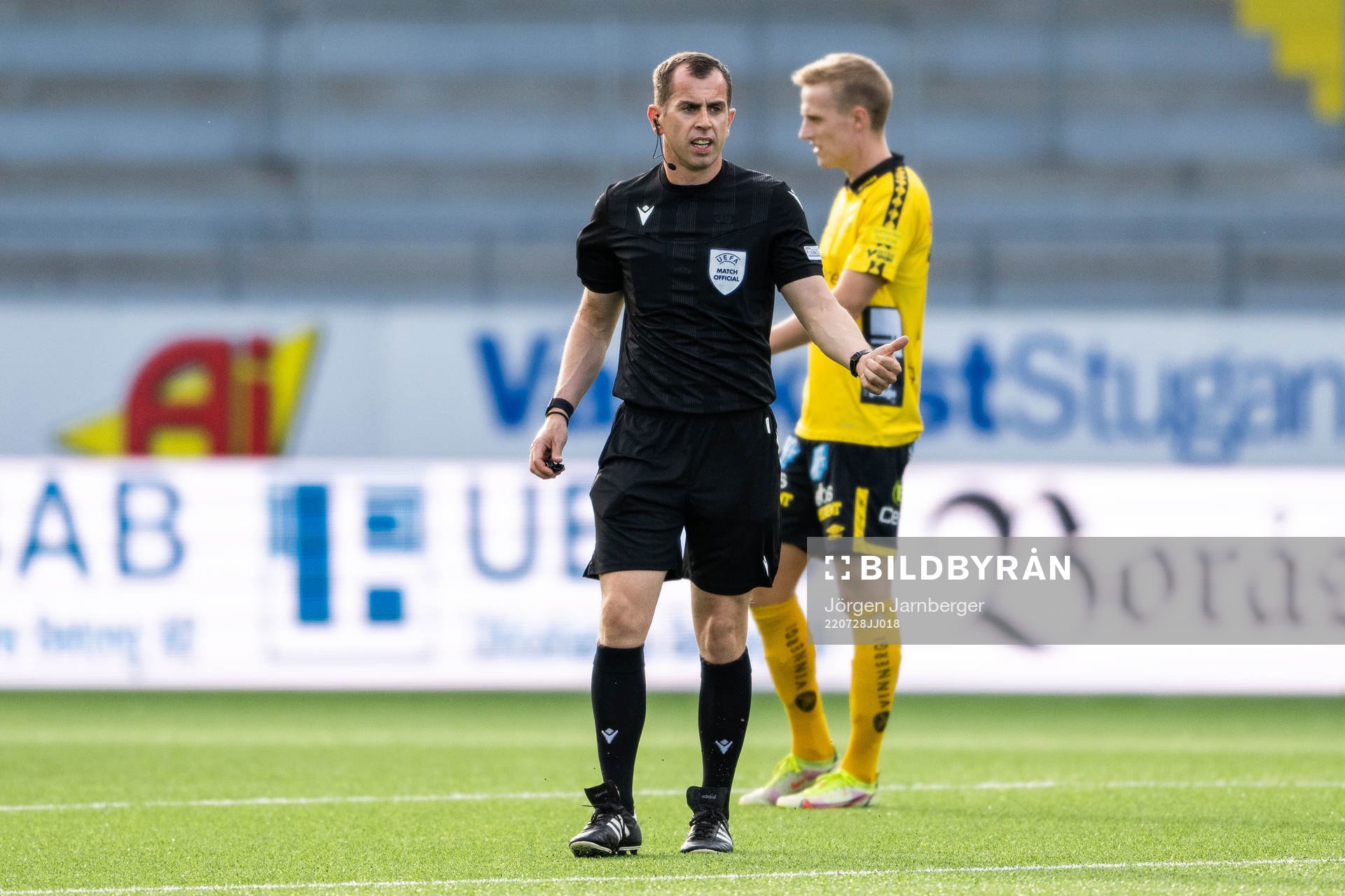 Referee Peter Bankes