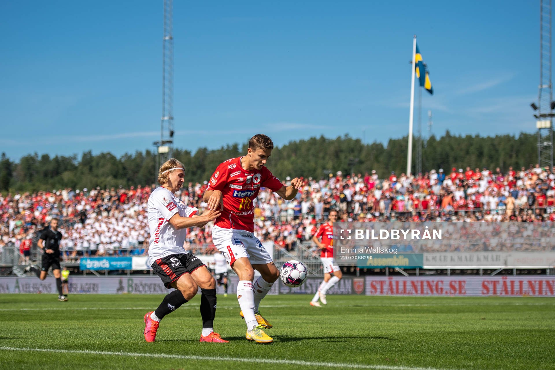 Kalmars Sebastian Nanasi och Degerfors Gustaf Lagerbielke