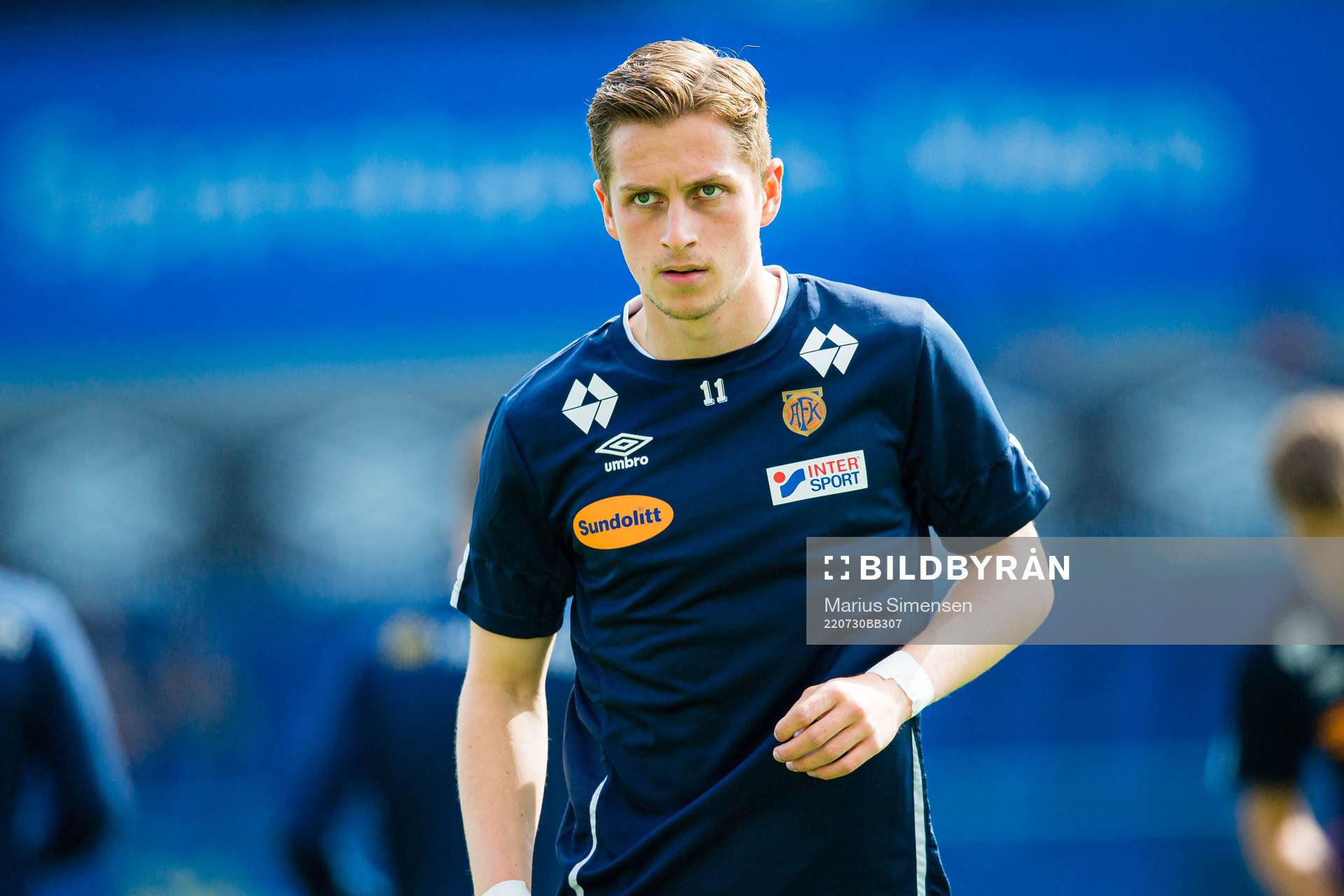 Simen Bolkan Nordli of Aalesund warms up