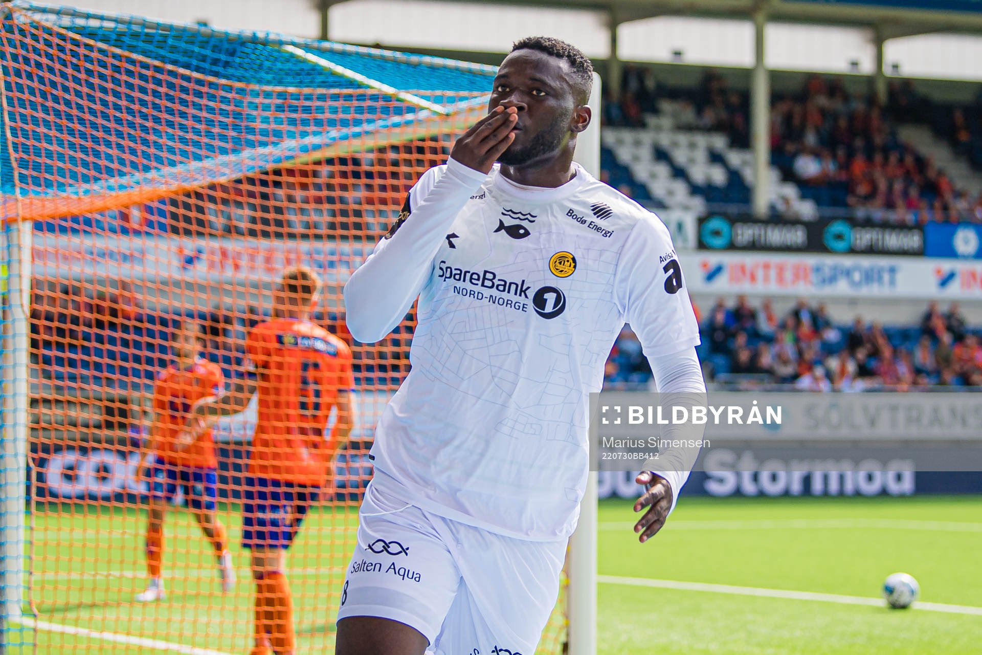 Victor Okoh Boniface of Bodø/Glimt celebrates