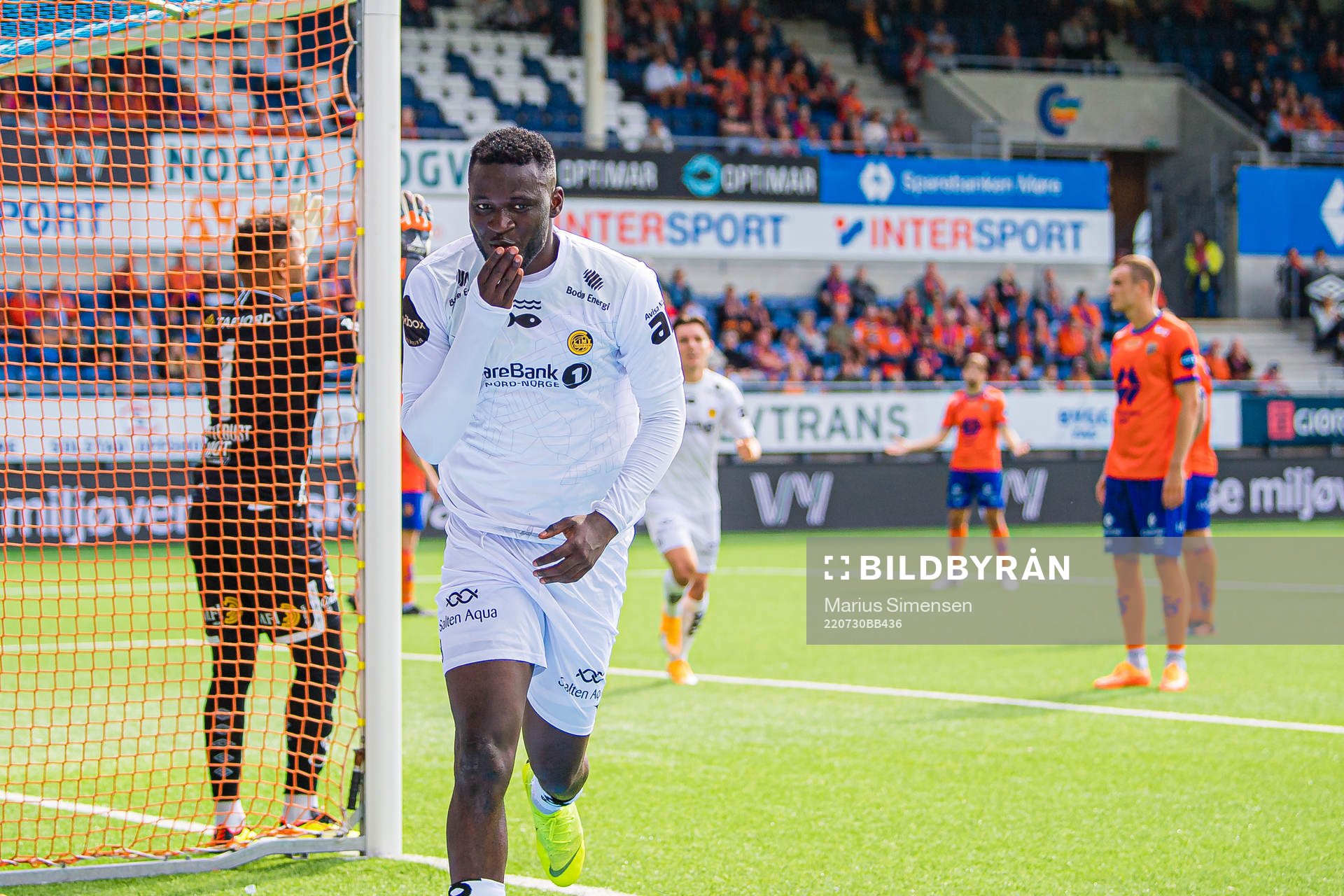 Victor Okoh Boniface of Bodø/Glimt celebrates