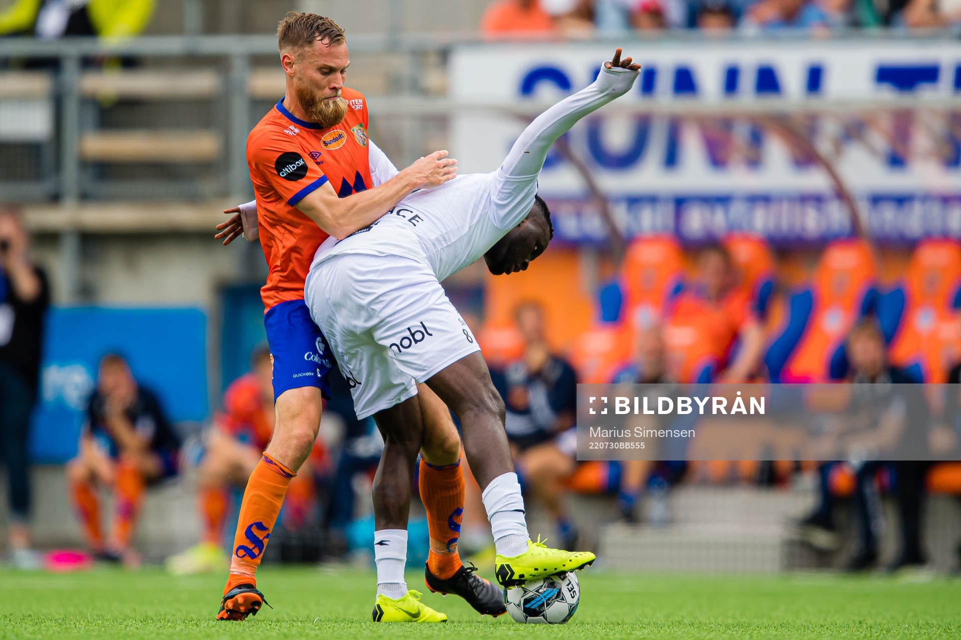 David Thomas Fällman of Aalesund and Victor Okoh Boniface