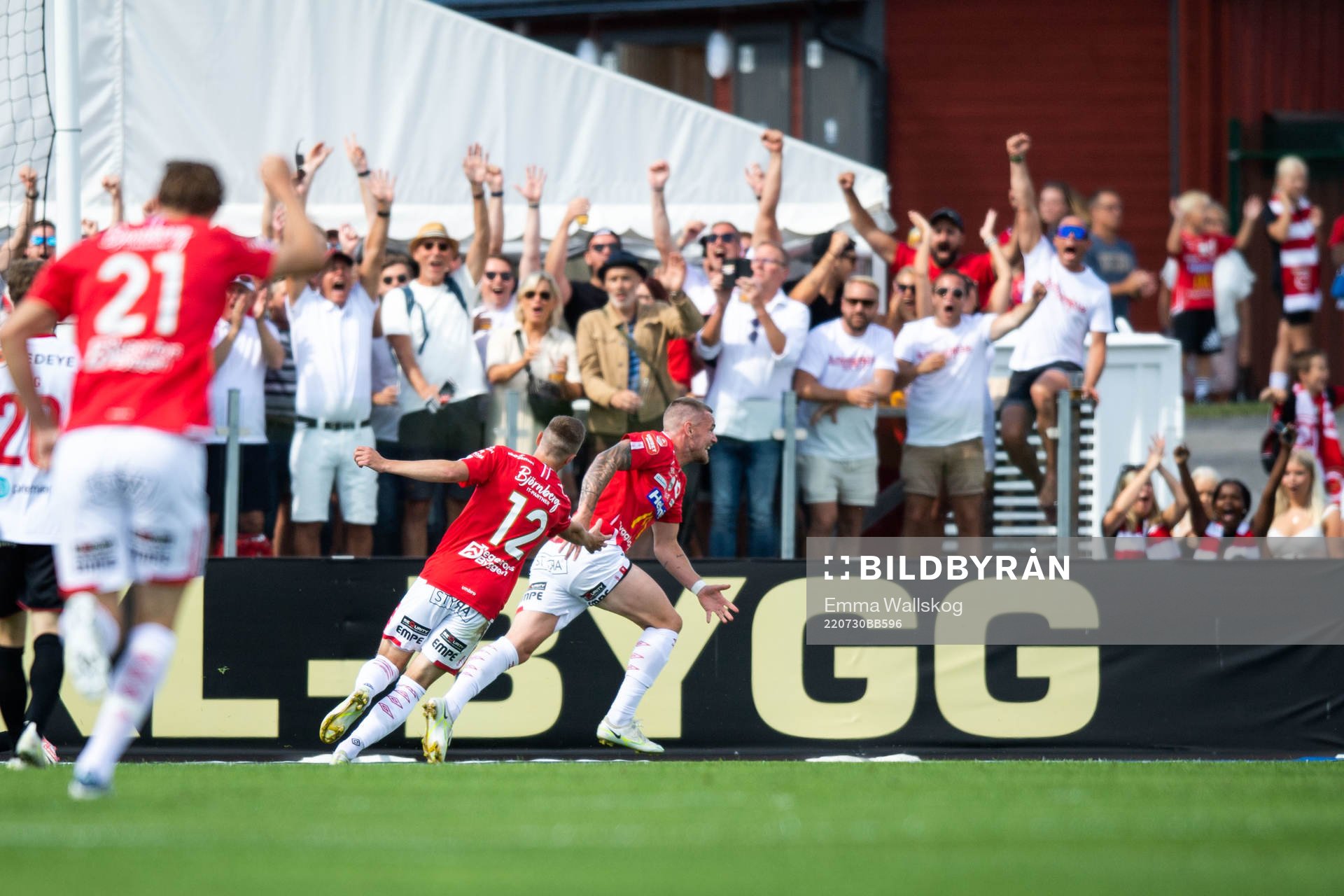 Degerfors Rasmus Örqvist jublar