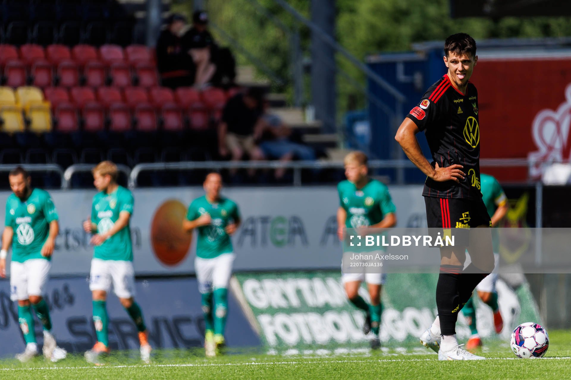 Östersunds Sadmir Zekovic deppar