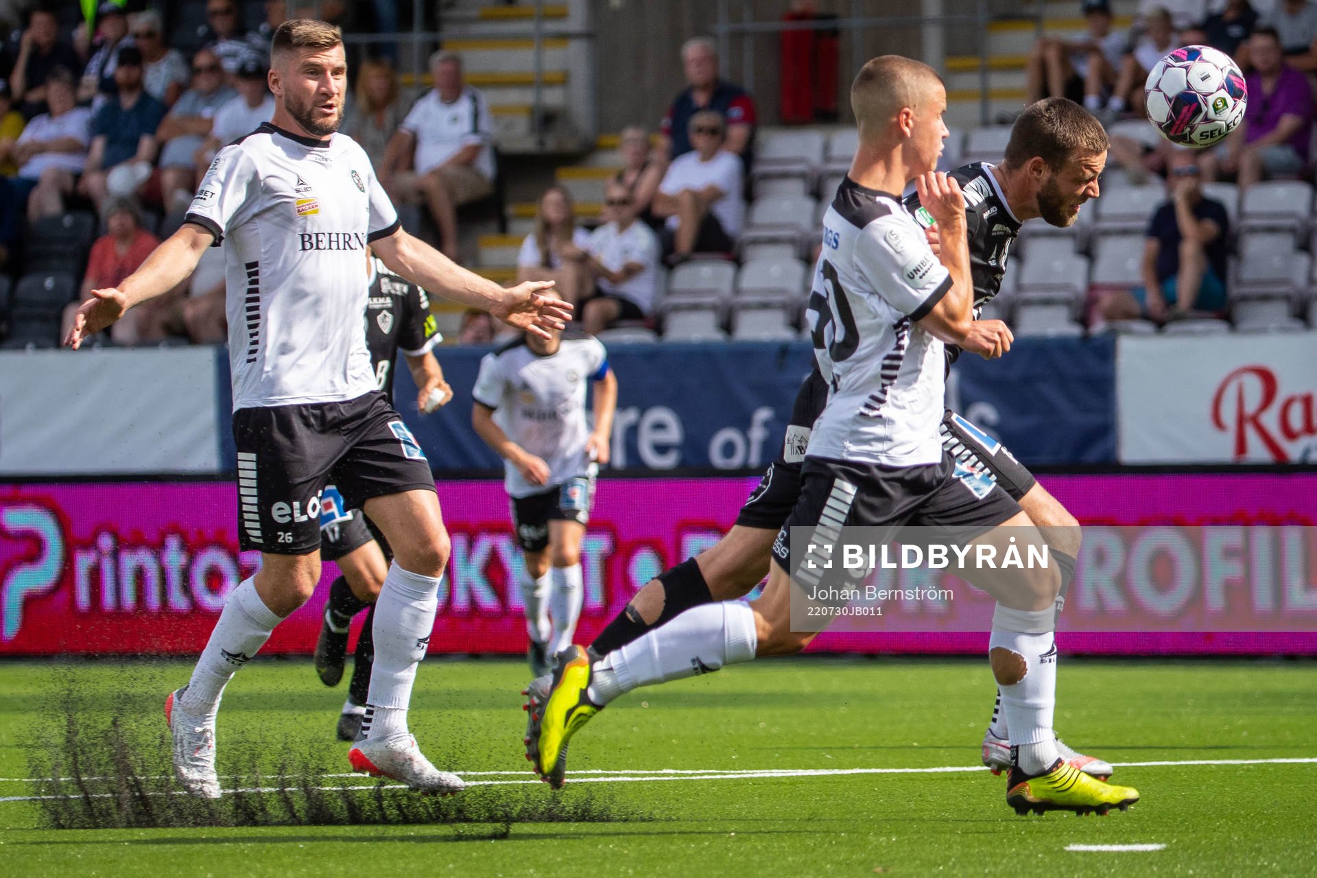 Brages Niklas Söderberg nickar in 0-2