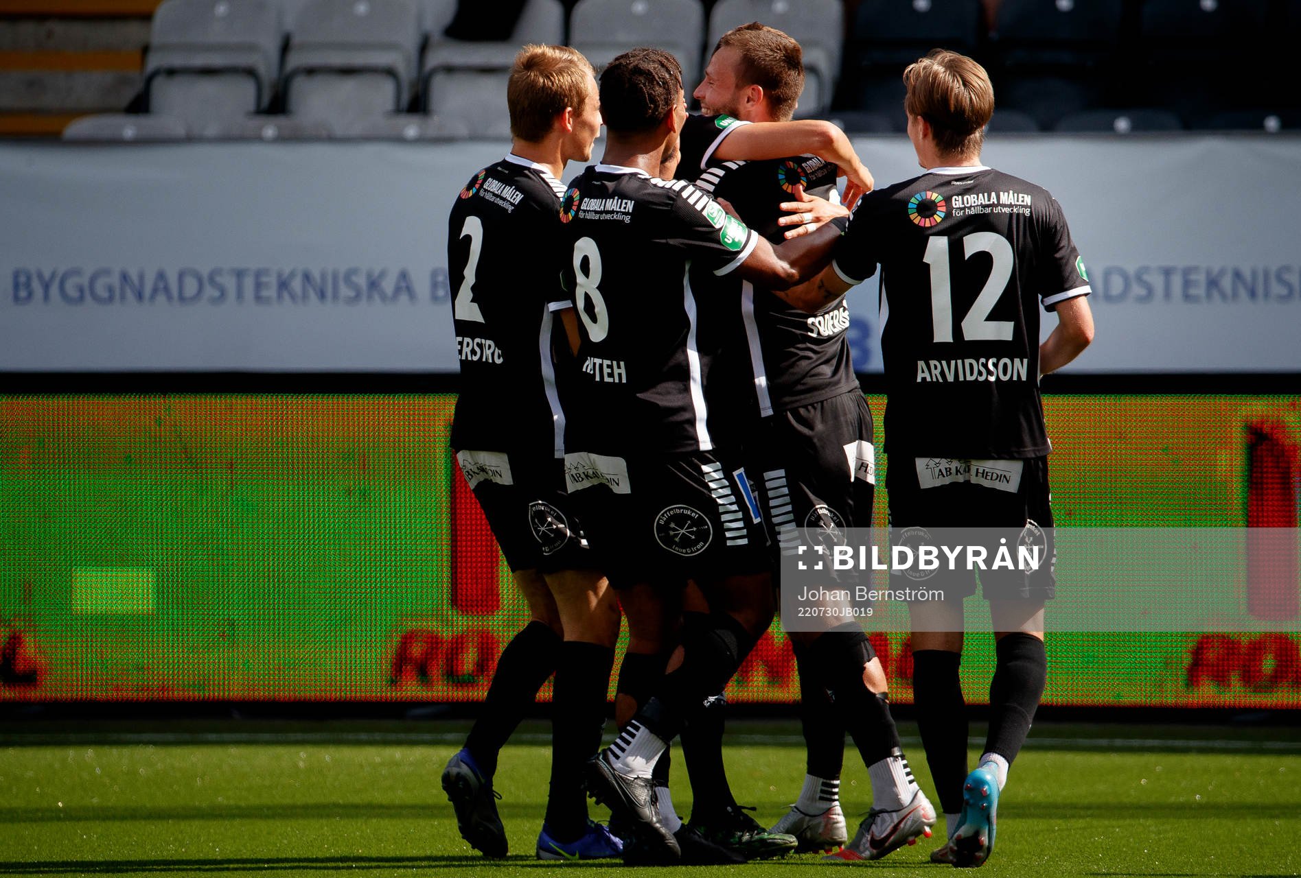 Brage Niklas Söderberg gör 0-2 och jublar under fotbollsmatchen i Superettan mellan Örebro och Brage den 30 juli 2022 i Örebro. 