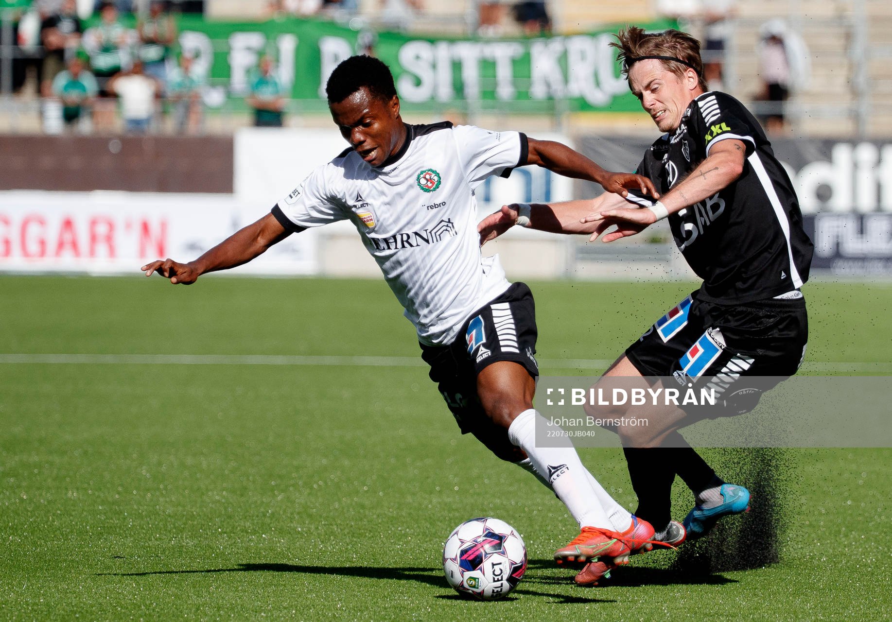 Örebros Alfred Olatomi Olaniyan  under fotbollsmatchen i Superettan mellan Örebro och Brage den 30 juli 2022 i Örebro. 