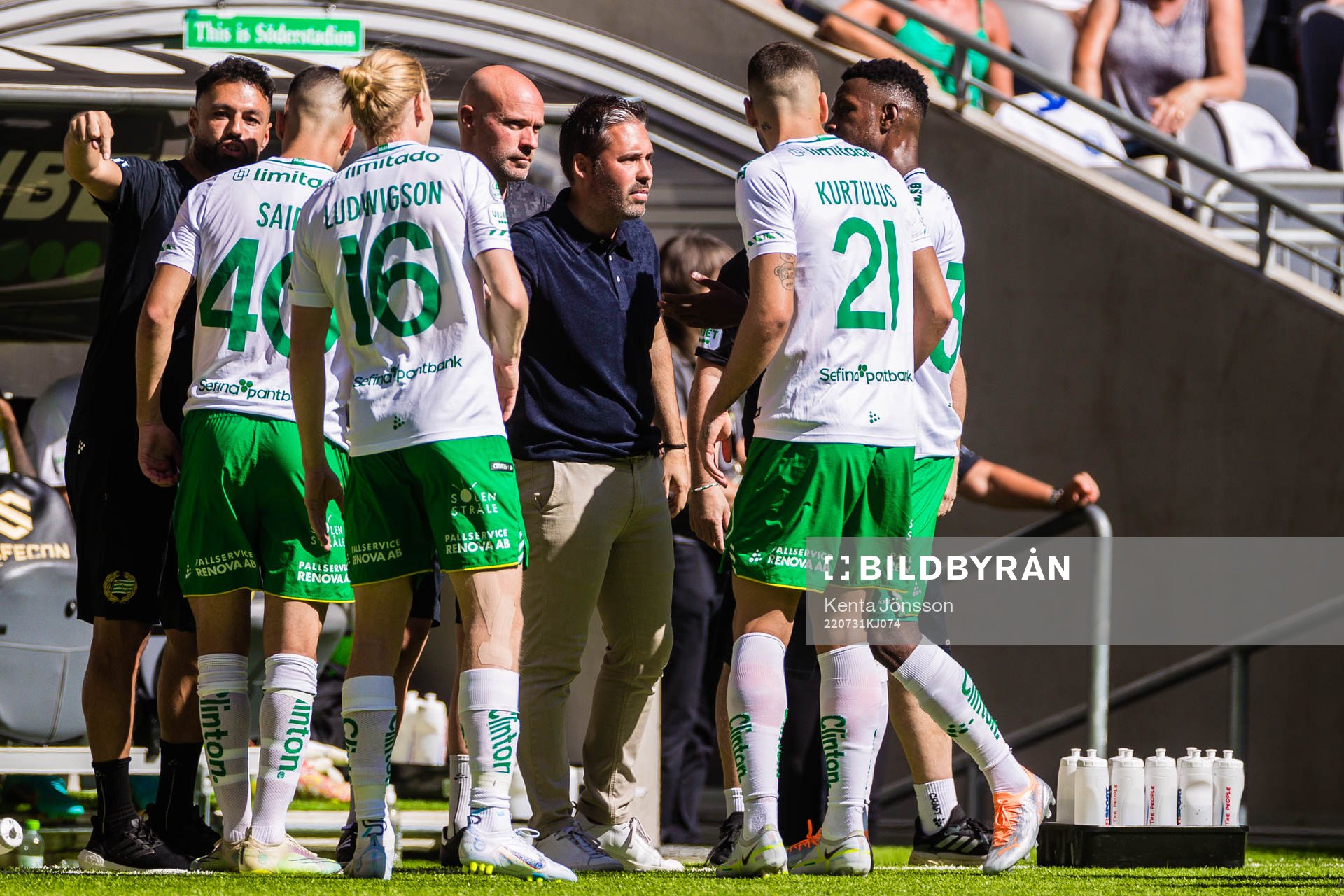 Hammarbys tränare Martí Cifuentes med spelare