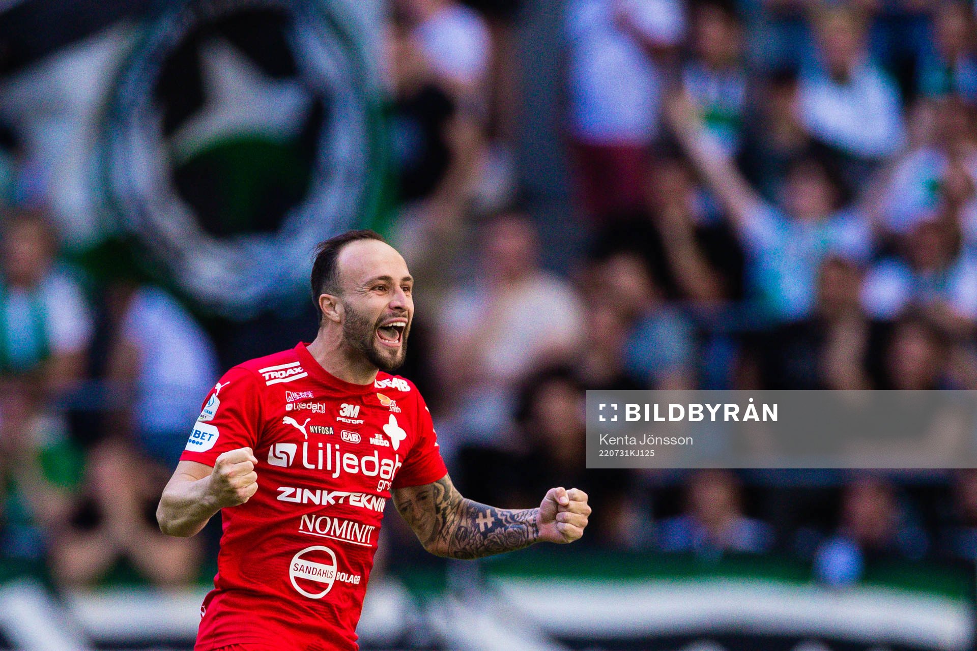 Värnamos Evaldo Nascimento Lamaur Neto jublar efter under fotbollsmatchen i Allsvenskan mellan Hammarby och Värnamo den 31 juli 2022 i Stockholm.