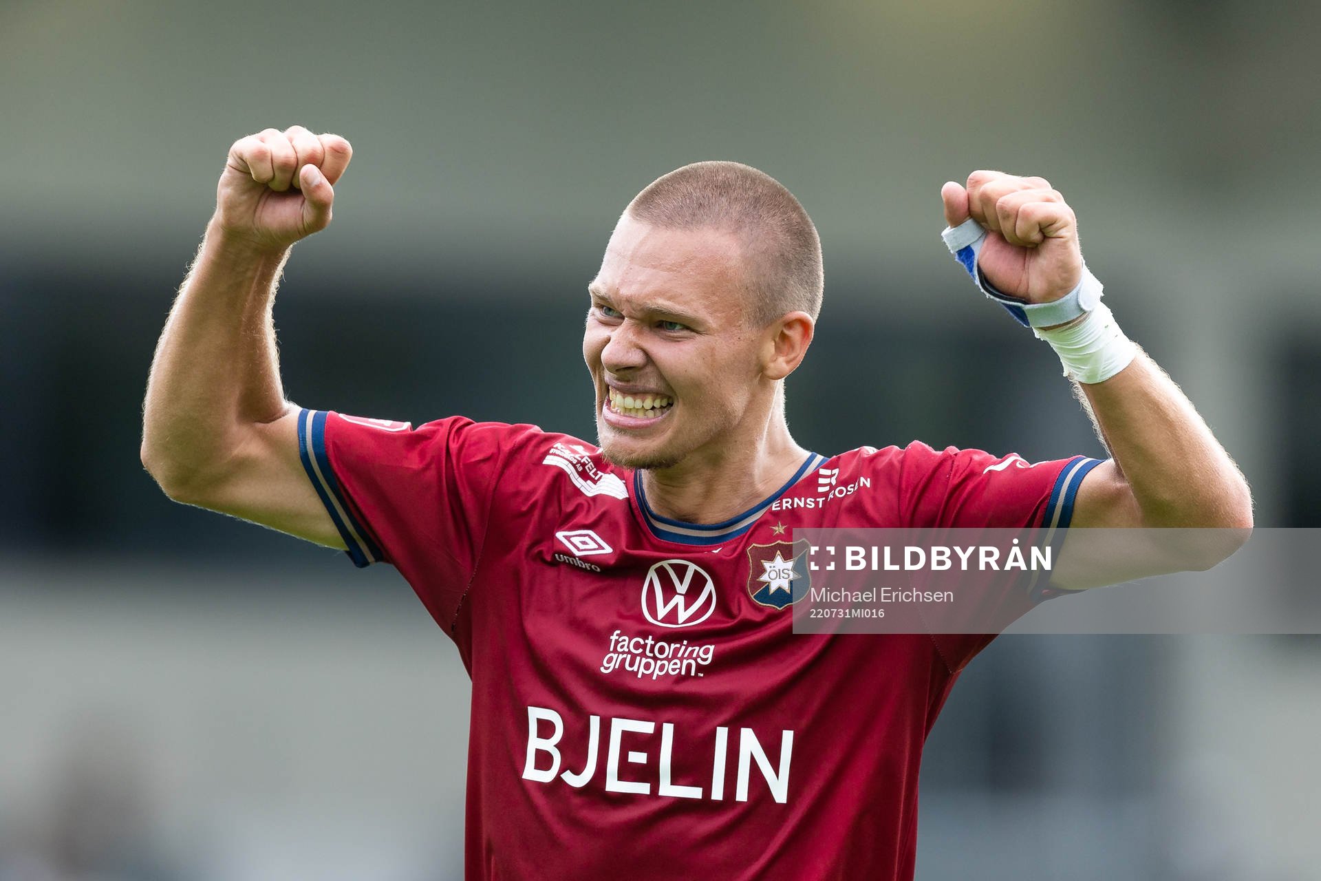 Örgrytes Arvid Brorsson jublar