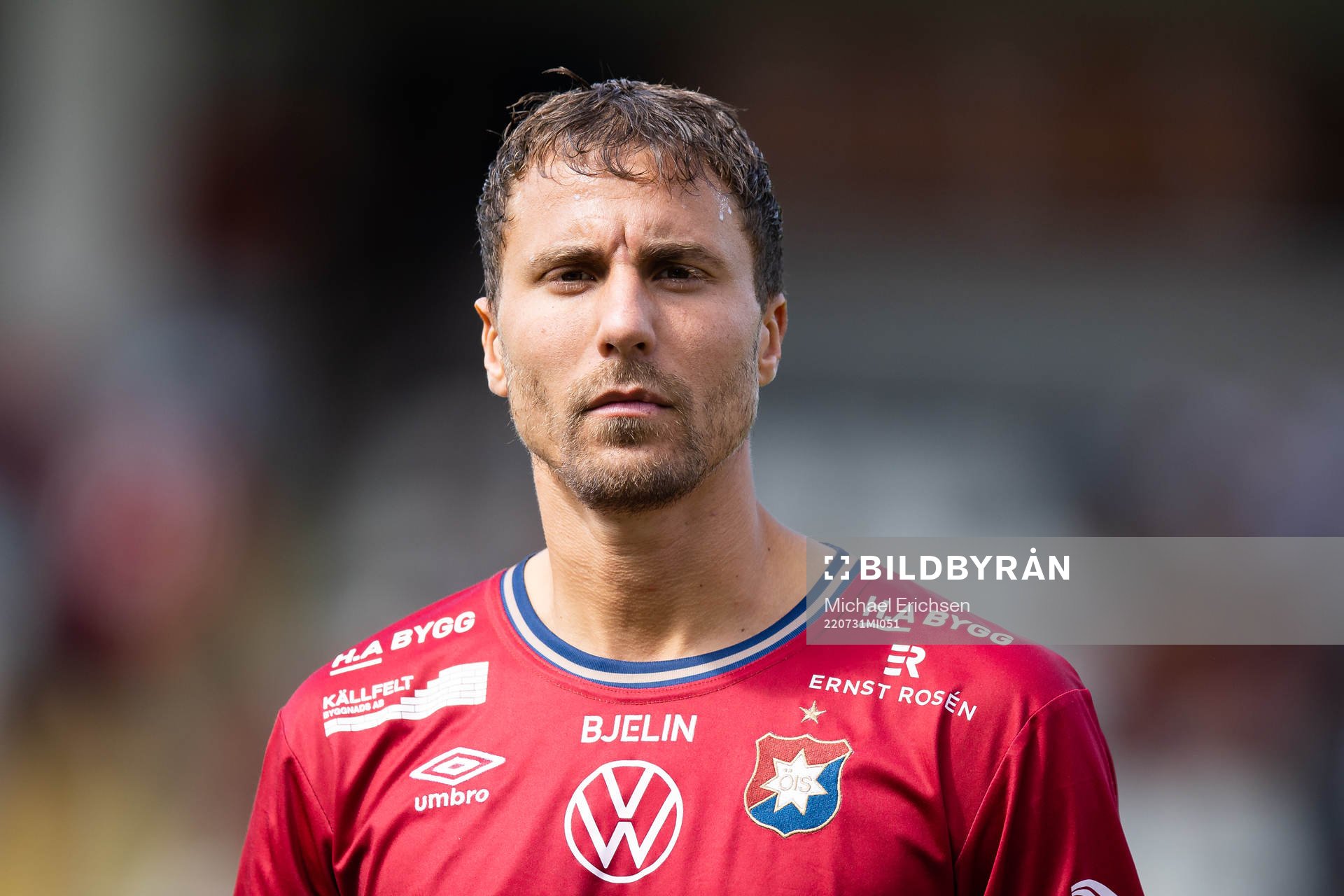 Örgrytes Jonathan Azulay innan fotbollsmatchen i