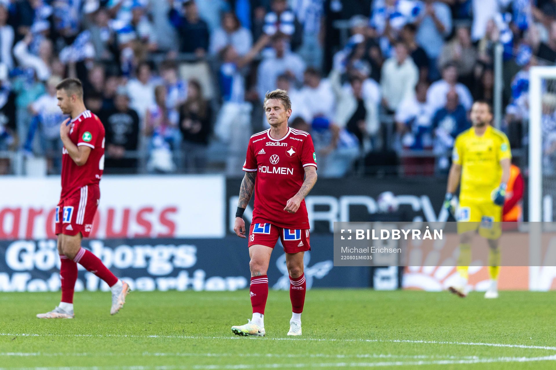 IFK Norrköpings Ari Freyr Skulason deppar